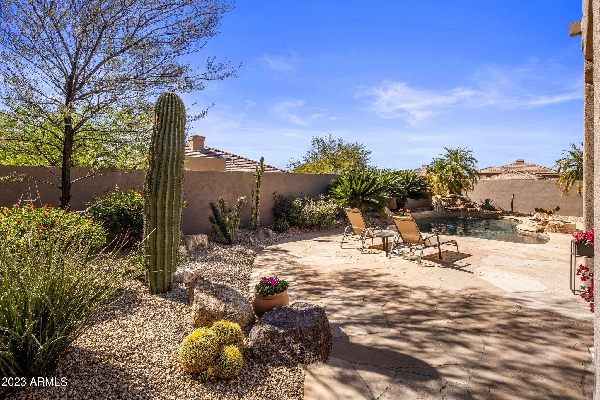 7111 E SIENNA BOUQUET Place