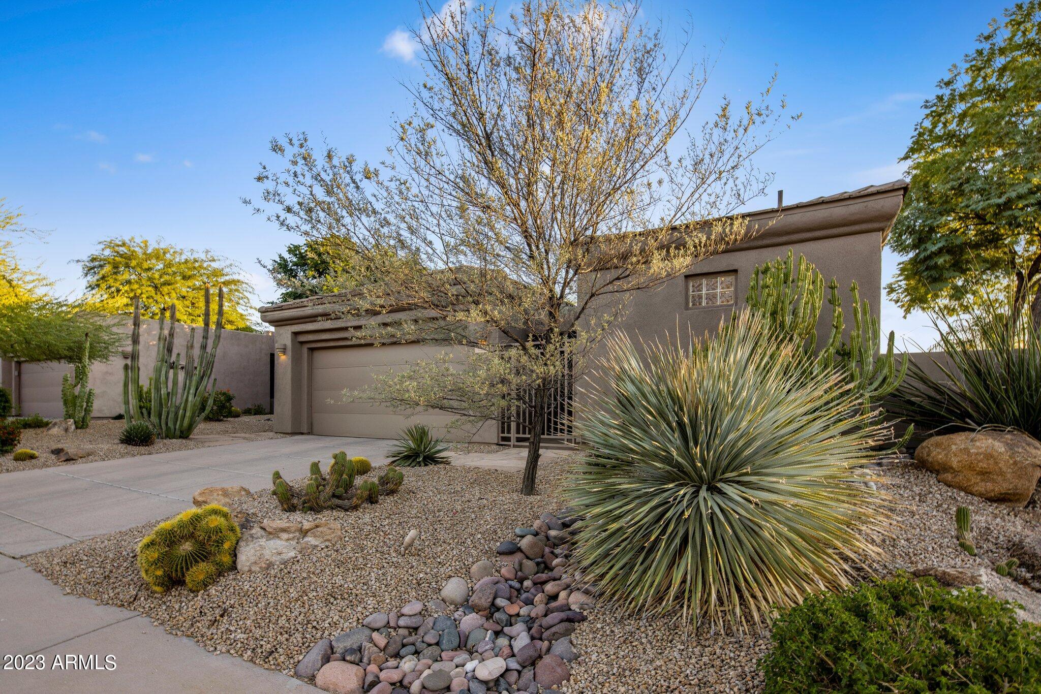7111 E SIENNA BOUQUET Place