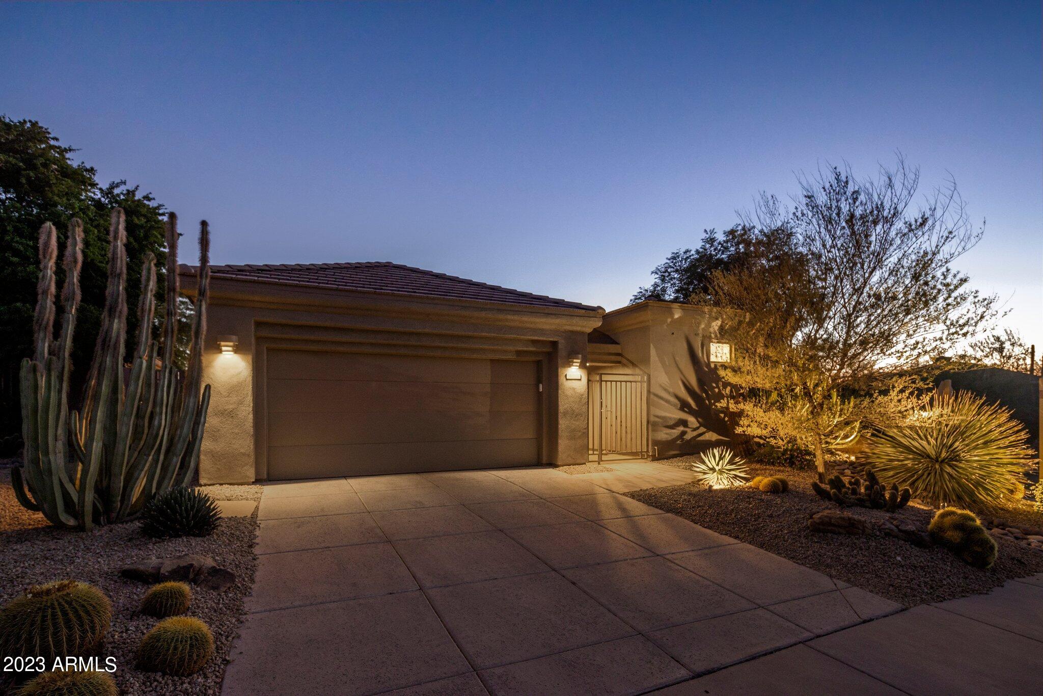 7111 E SIENNA BOUQUET Place