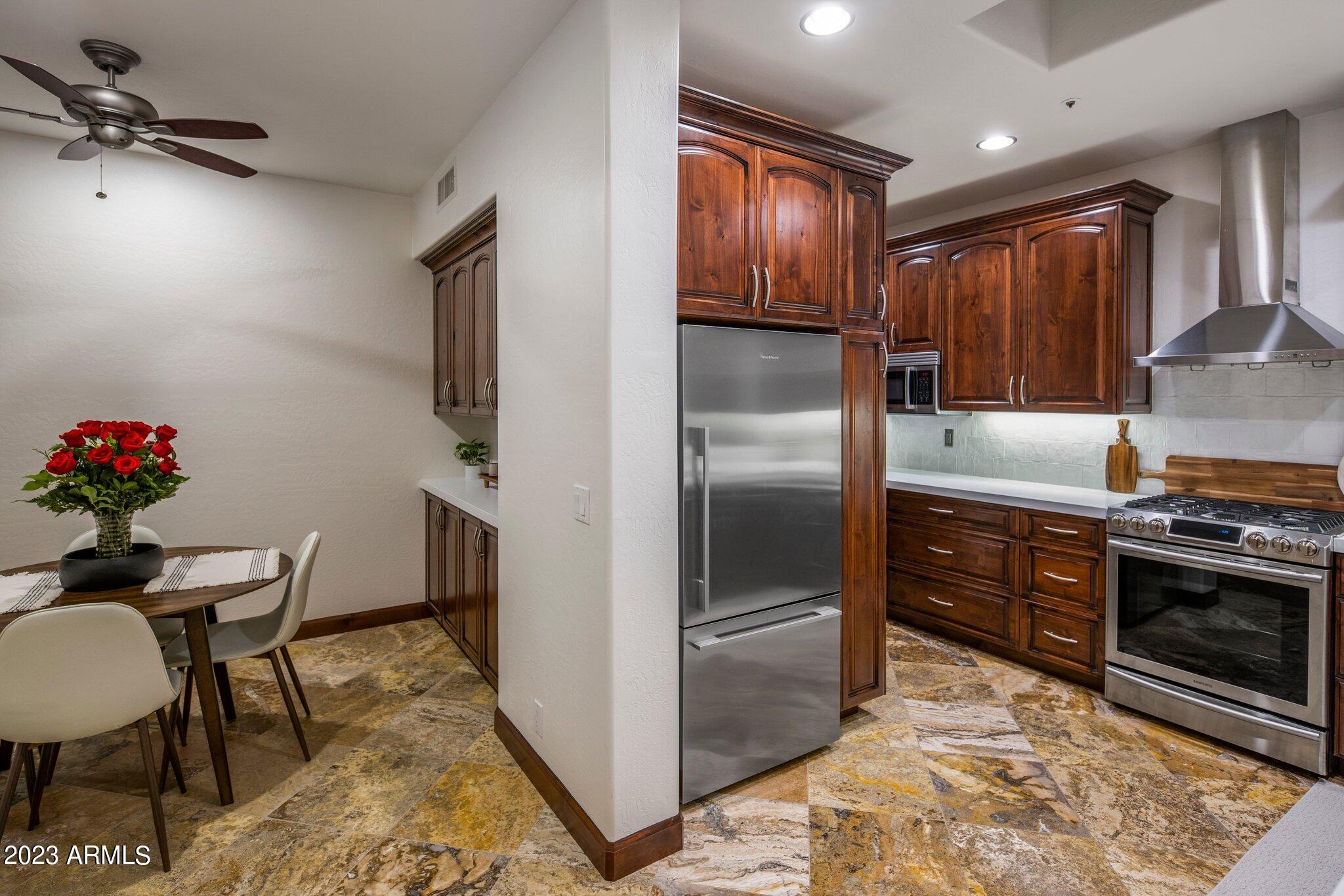 7111 E SIENNA BOUQUET Place