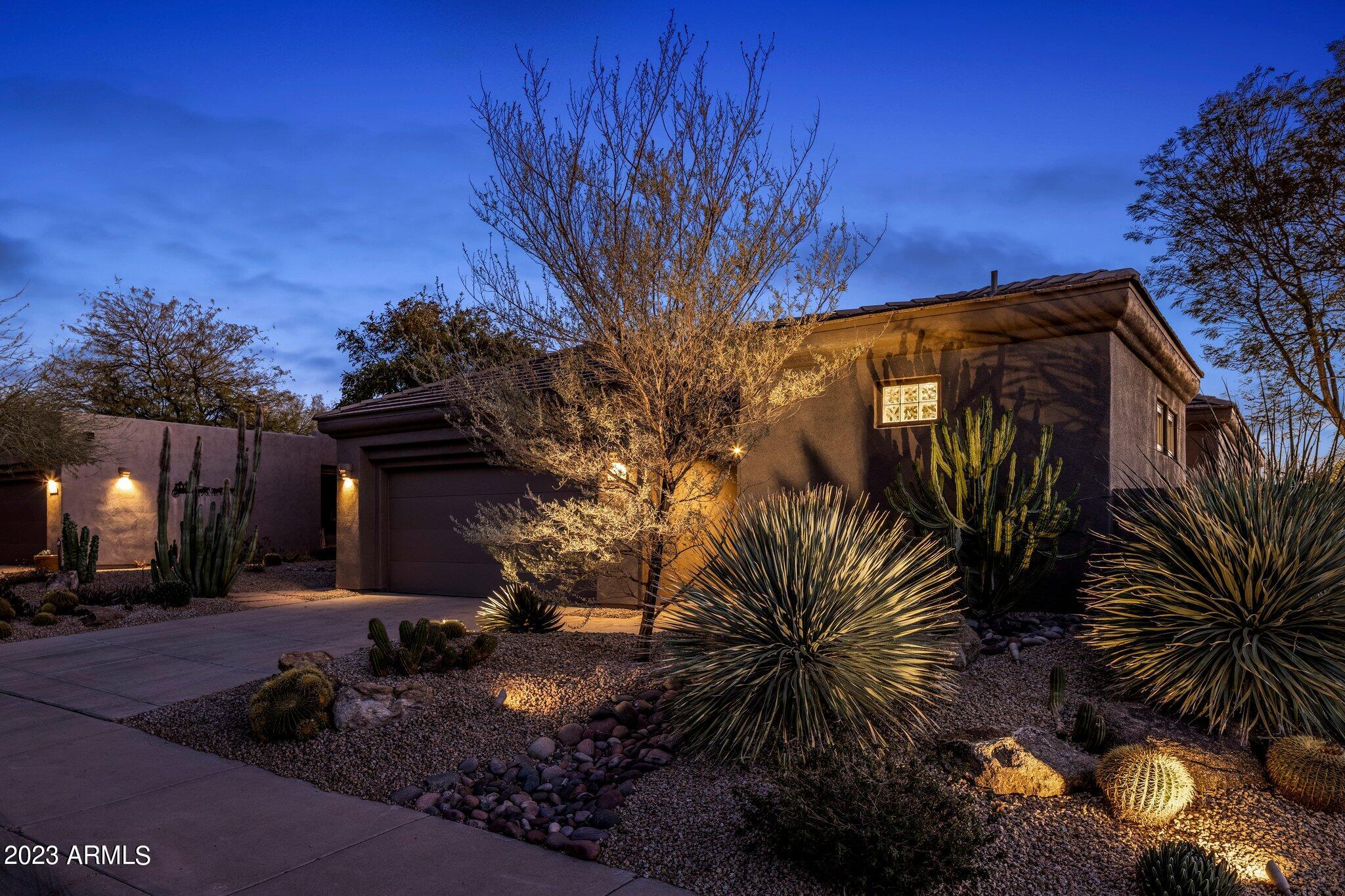 7111 E SIENNA BOUQUET Place