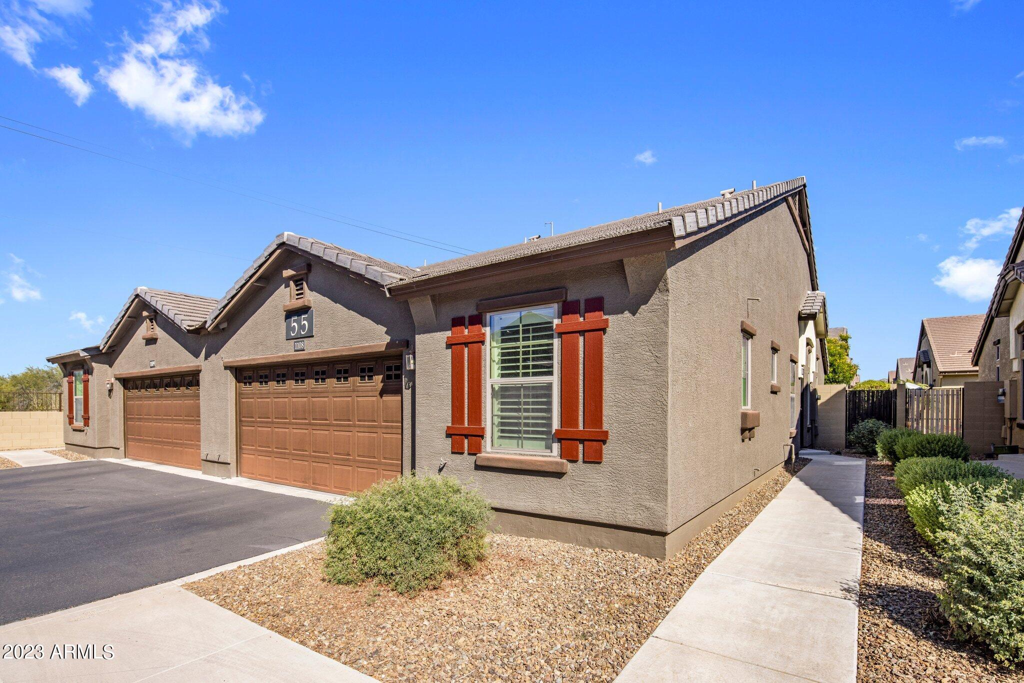 2725 E MINE CREEK Road # 1108