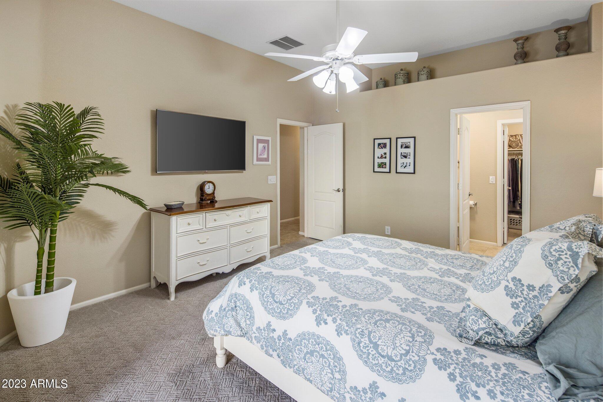 2725 E MINE CREEK Road # 1108