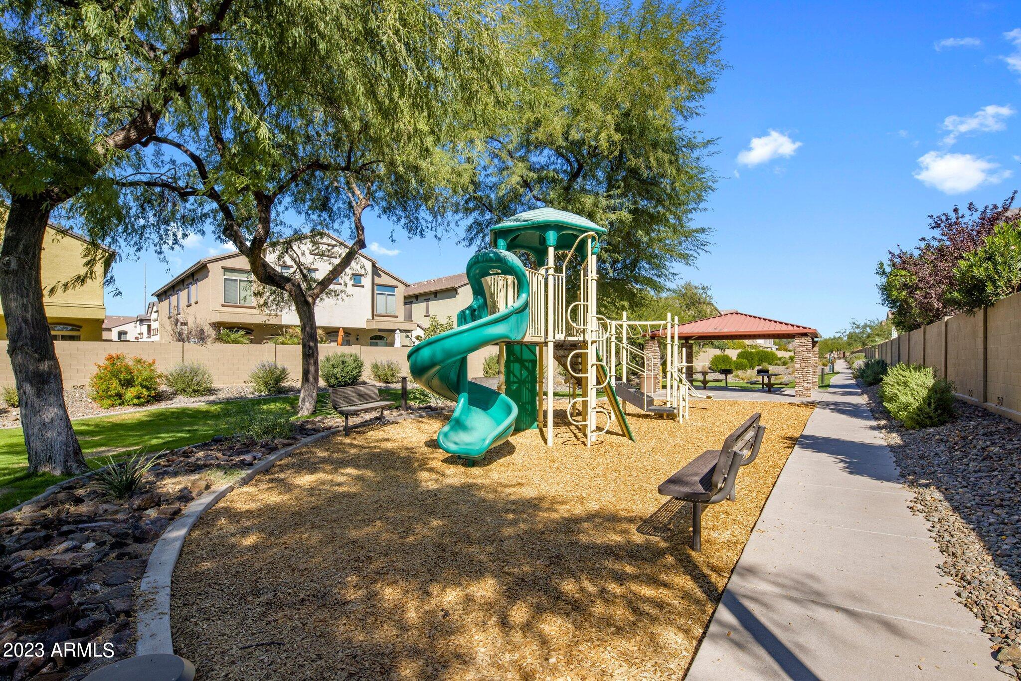 2725 E MINE CREEK Road # 1108