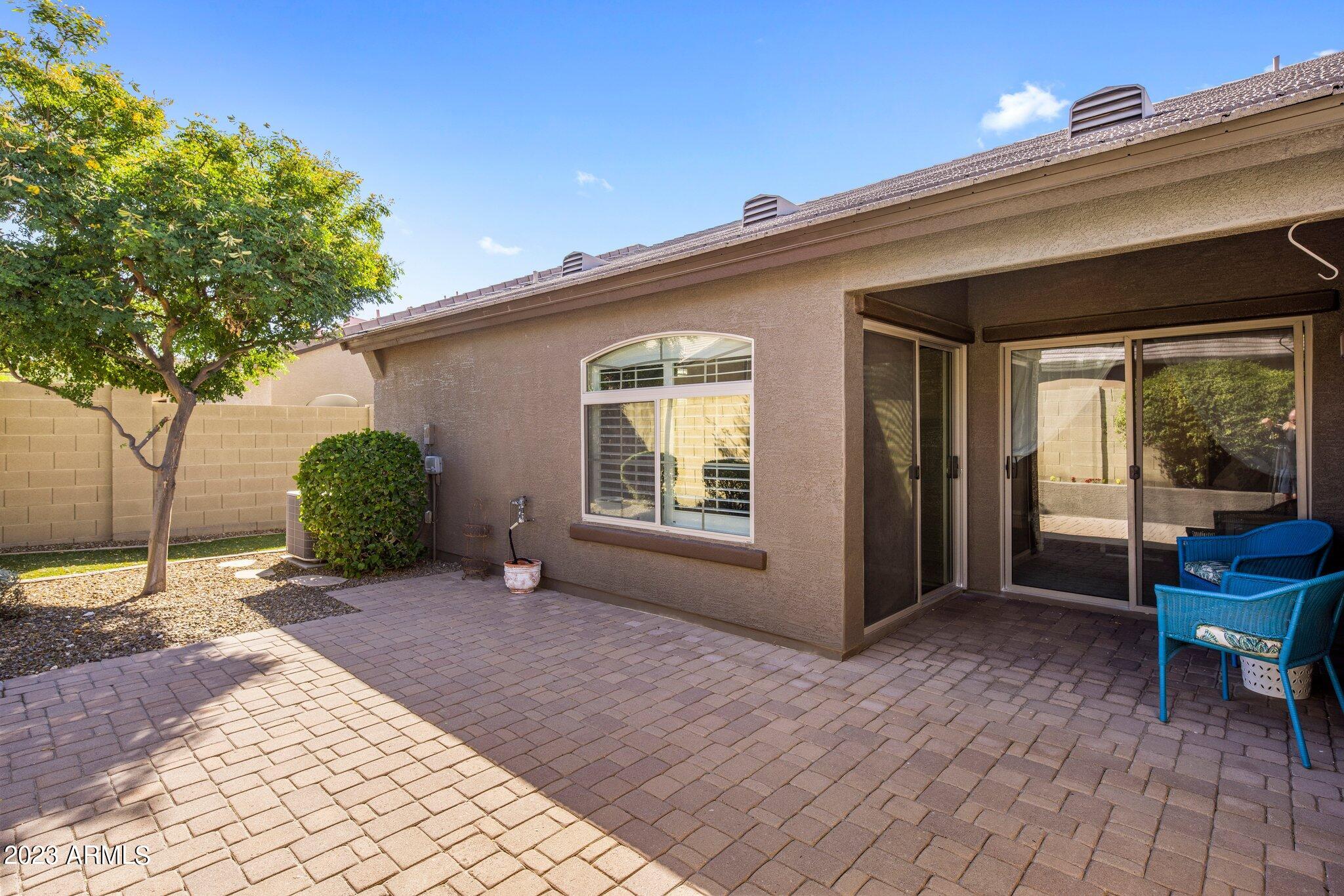 2725 E MINE CREEK Road # 1108