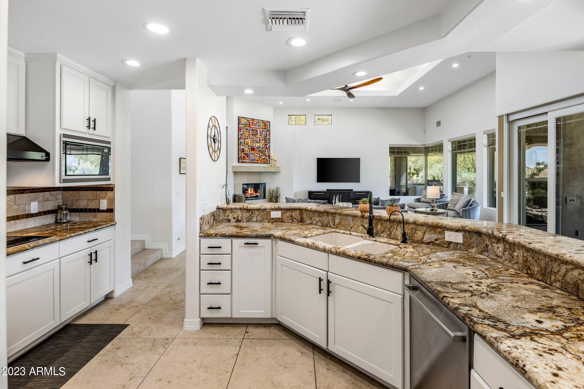 9820 E THOMPSON PEAK Parkway # 616
