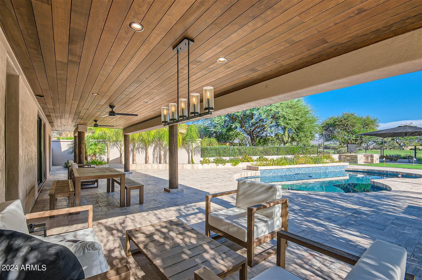 8405 E VISTA DEL LAGO --