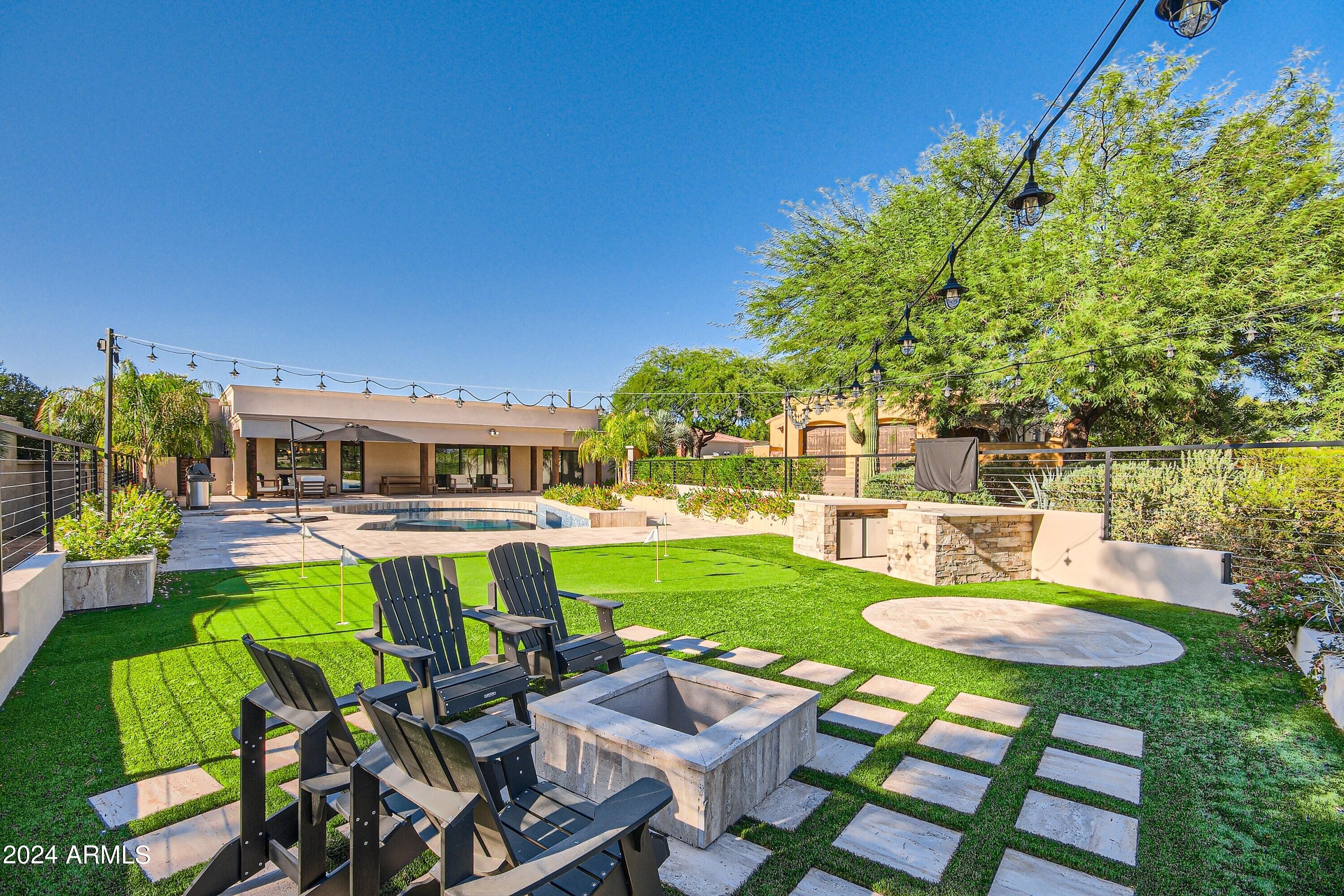 8405 E VISTA DEL LAGO --