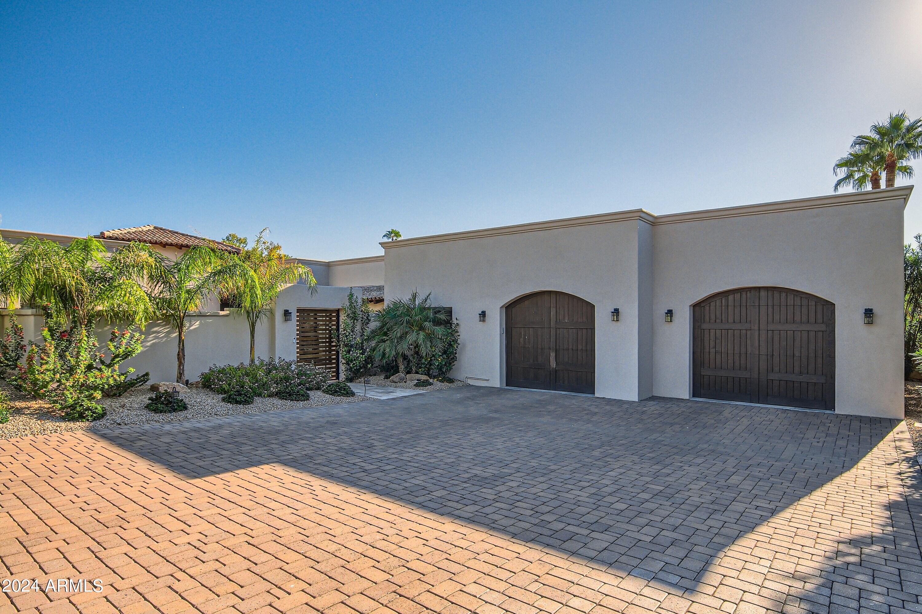 8405 E VISTA DEL LAGO --