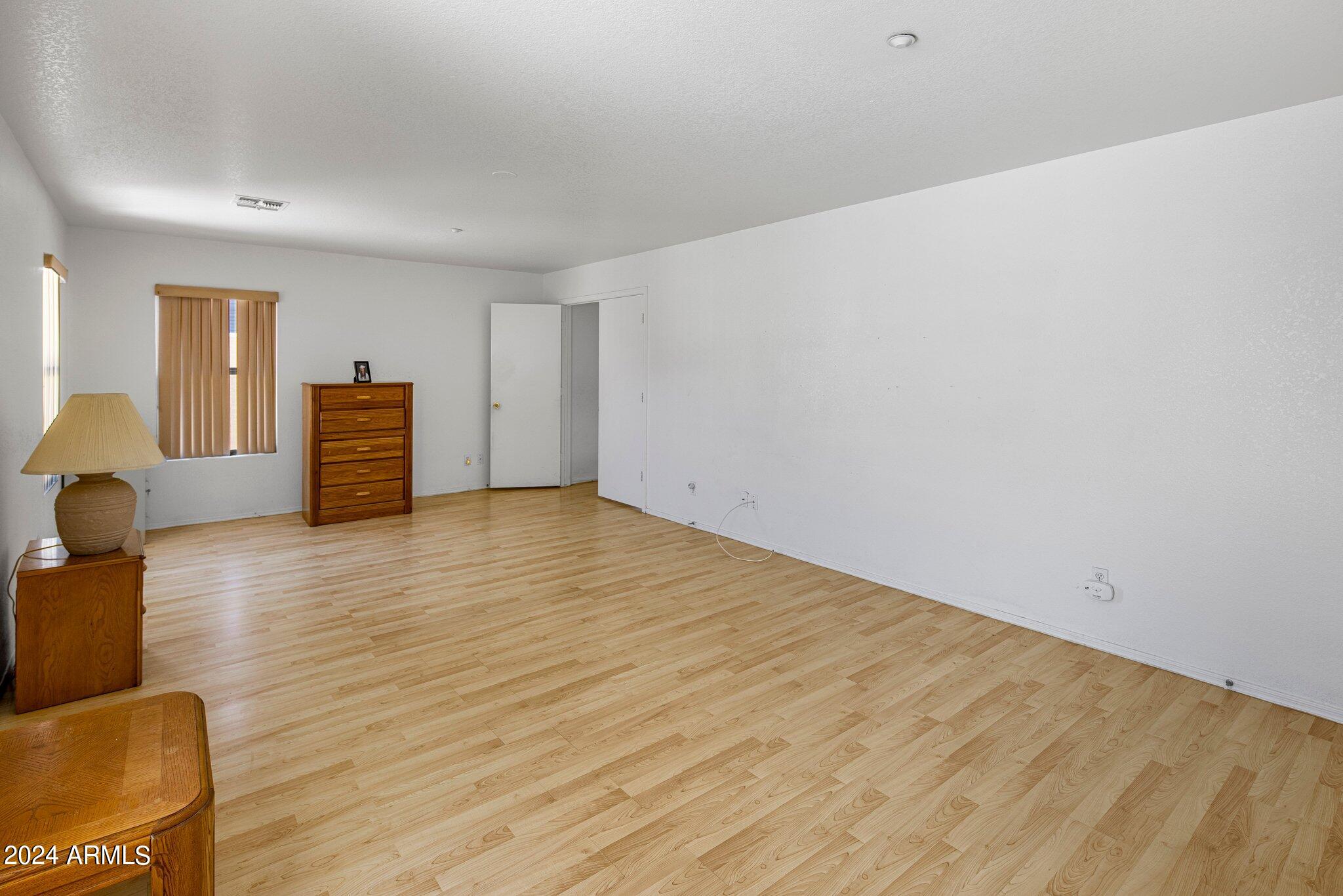 7500 E DEER VALLEY Road # 106