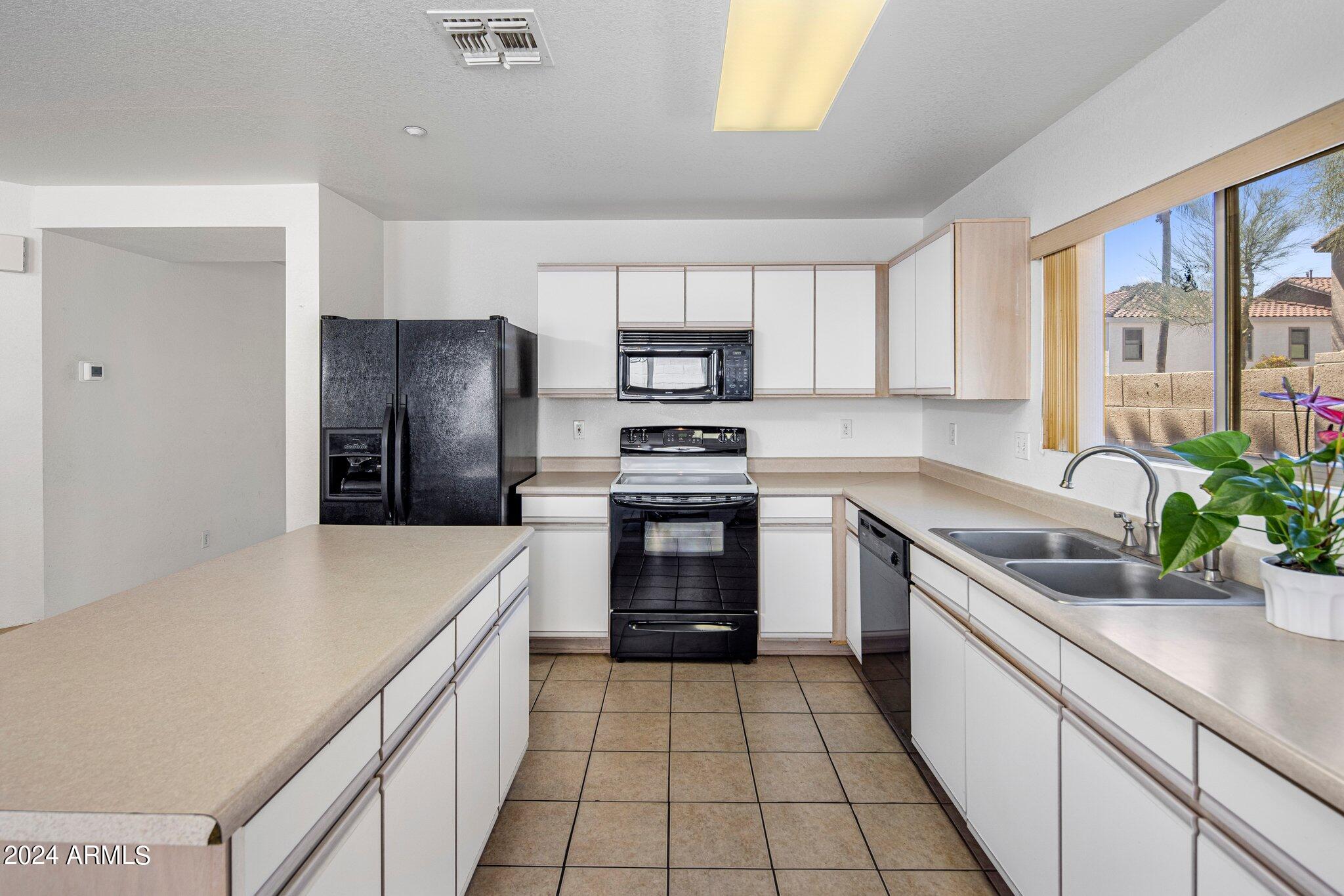7500 E DEER VALLEY Road # 106