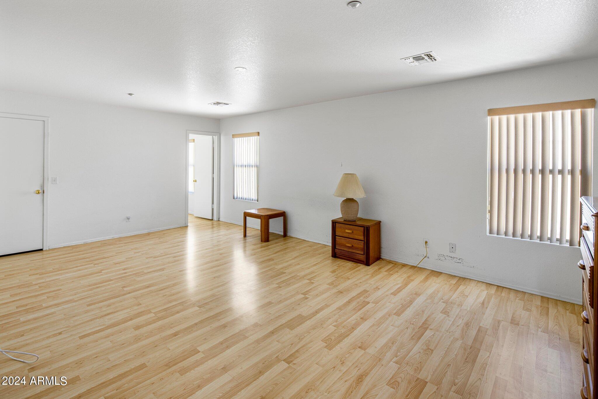 7500 E DEER VALLEY Road # 106