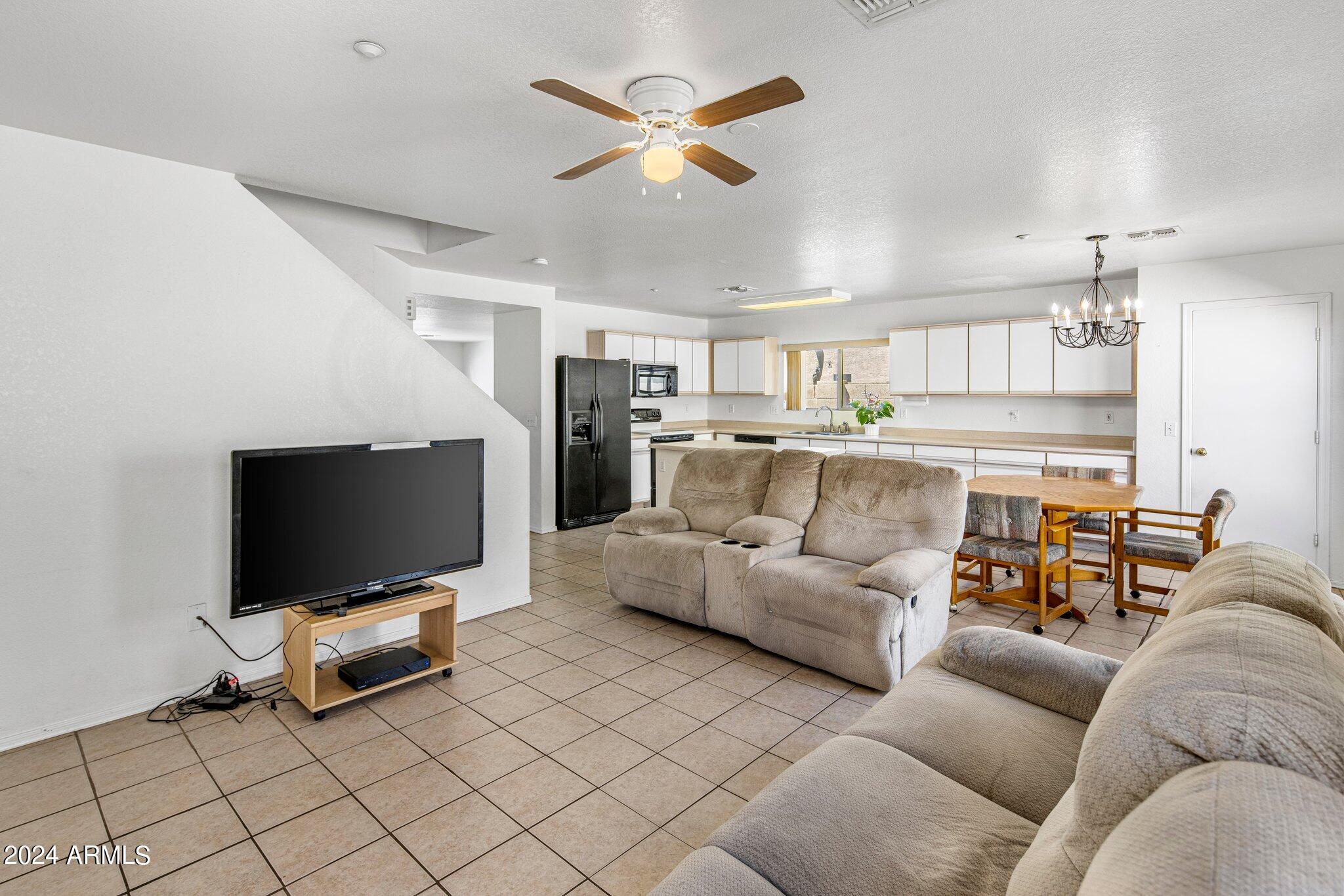 7500 E DEER VALLEY Road # 106
