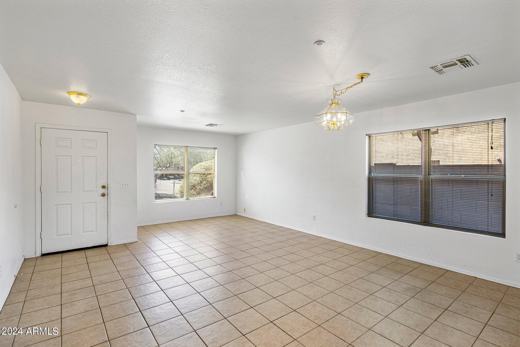 7500 E DEER VALLEY Road # 106
