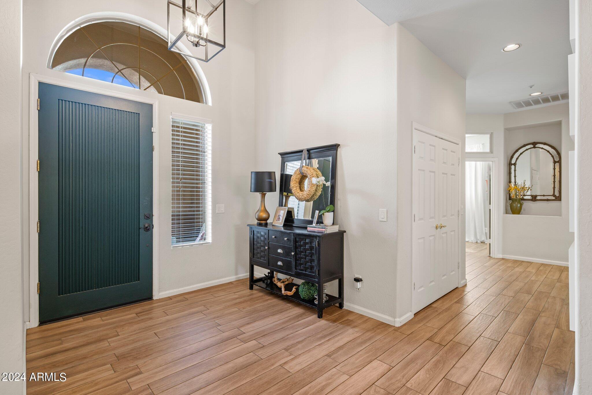 7592 E PHANTOM Way