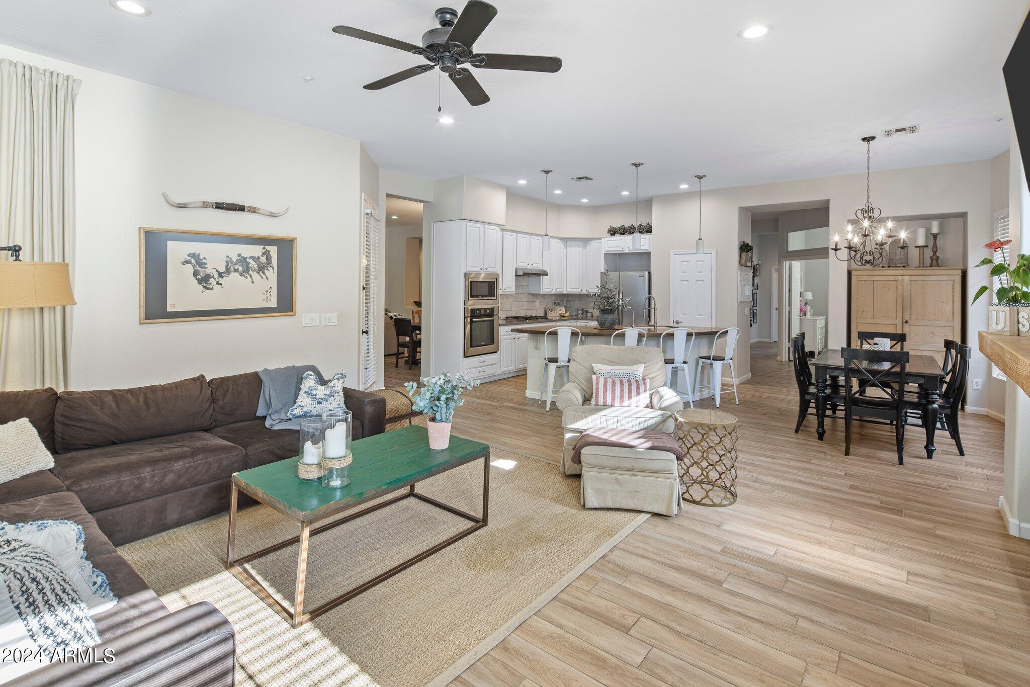 7592 E PHANTOM Way
