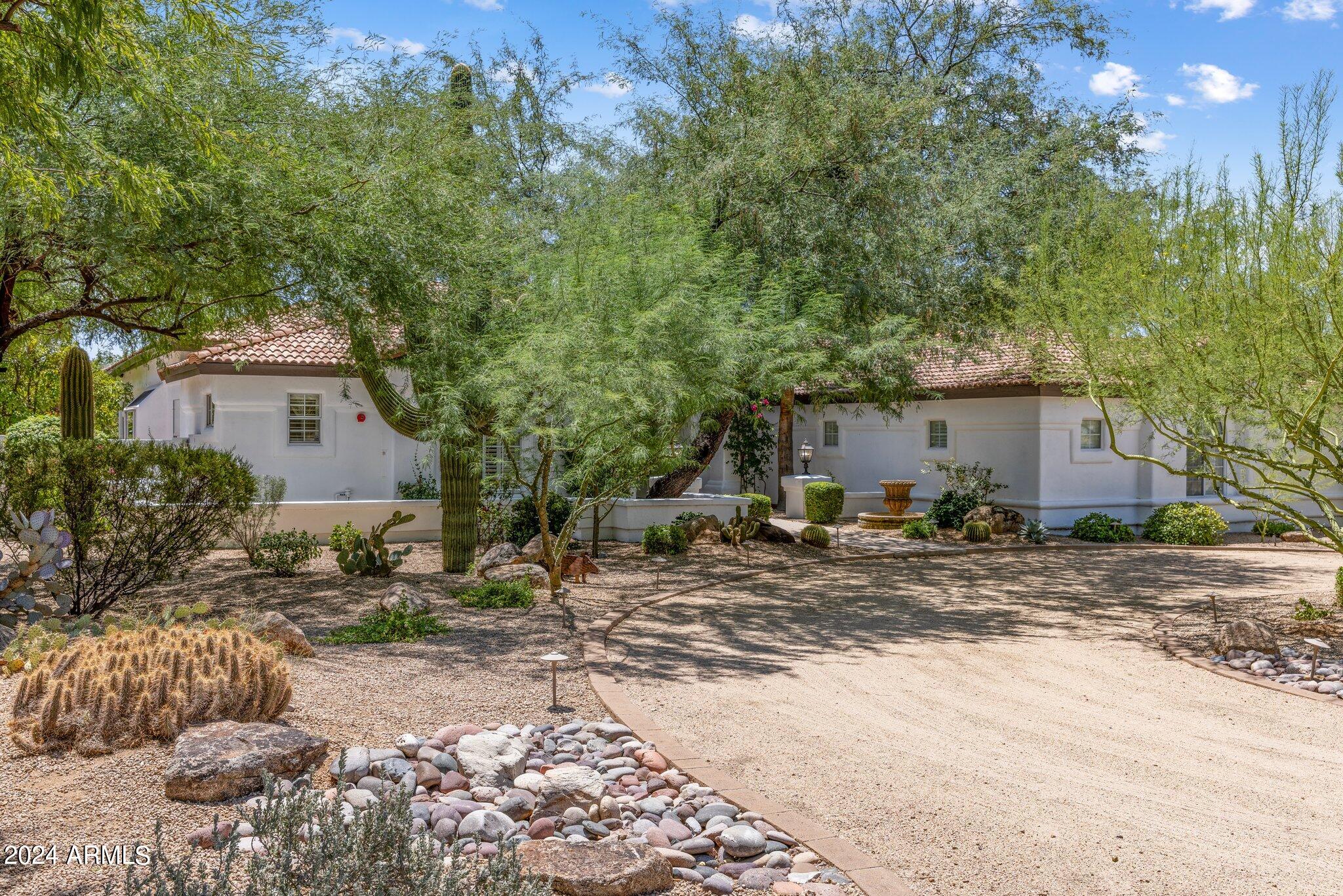 8145 E JUAN TABO Road