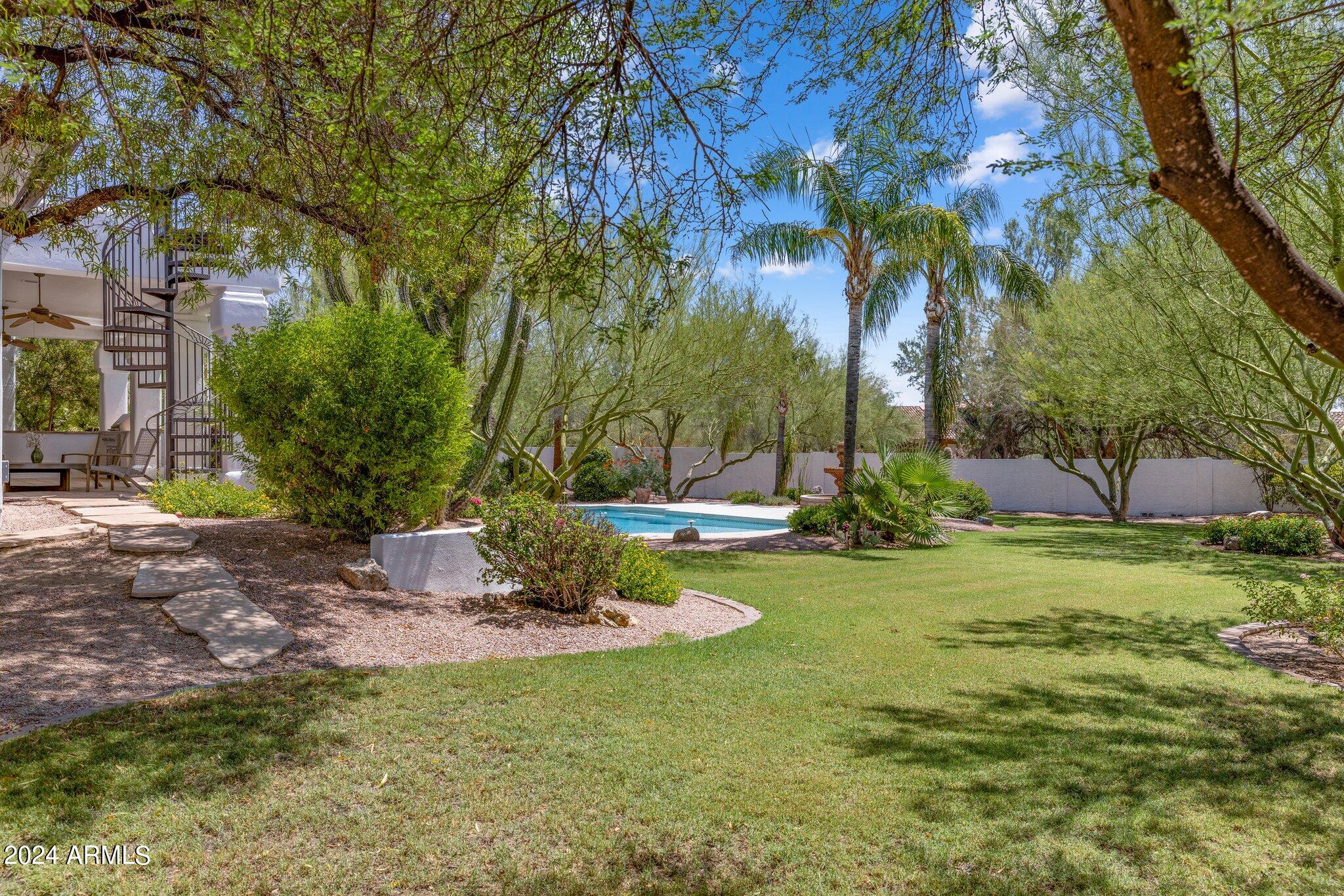 8145 E JUAN TABO Road