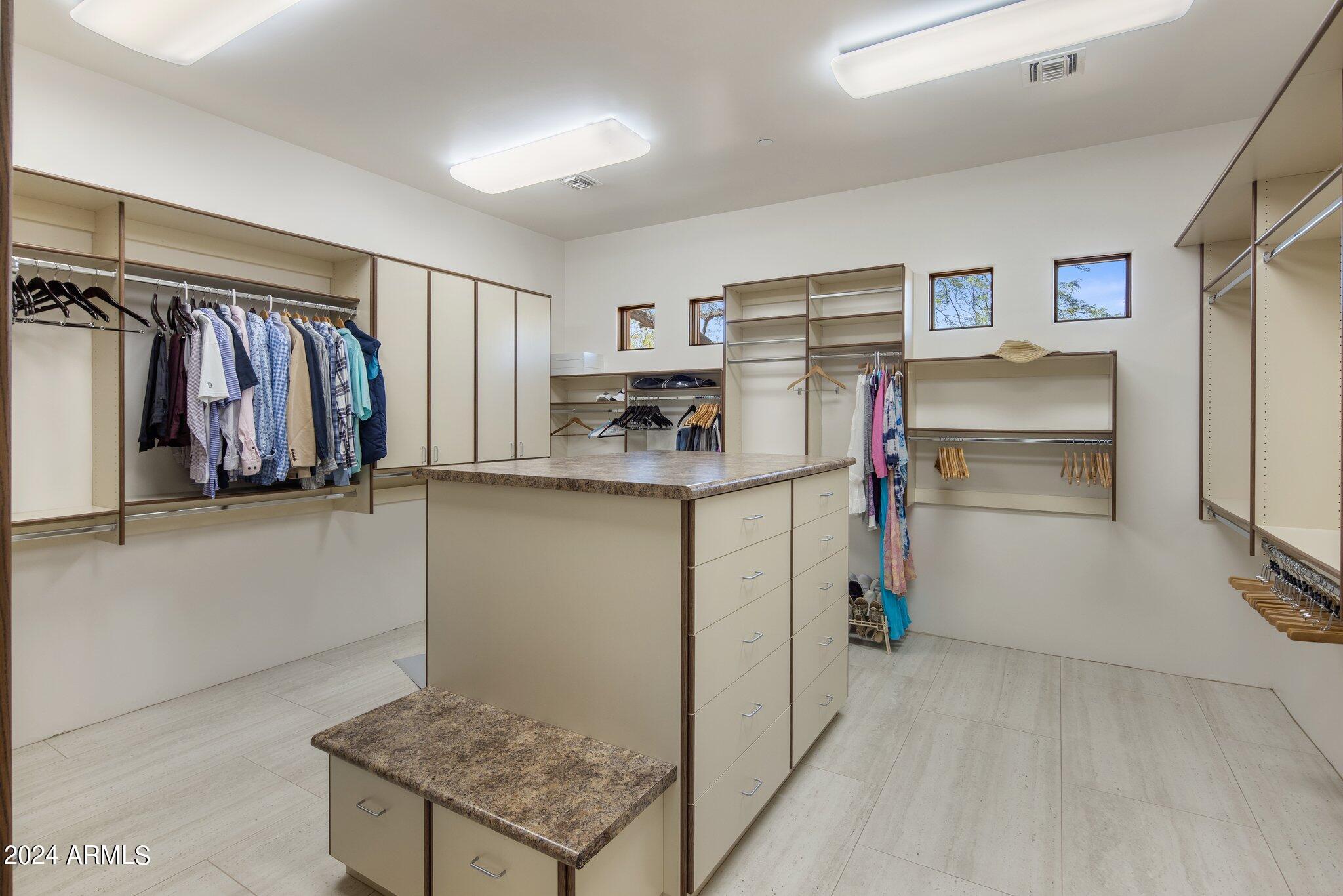 9290 E THOMPSON PEAK Parkway # 469