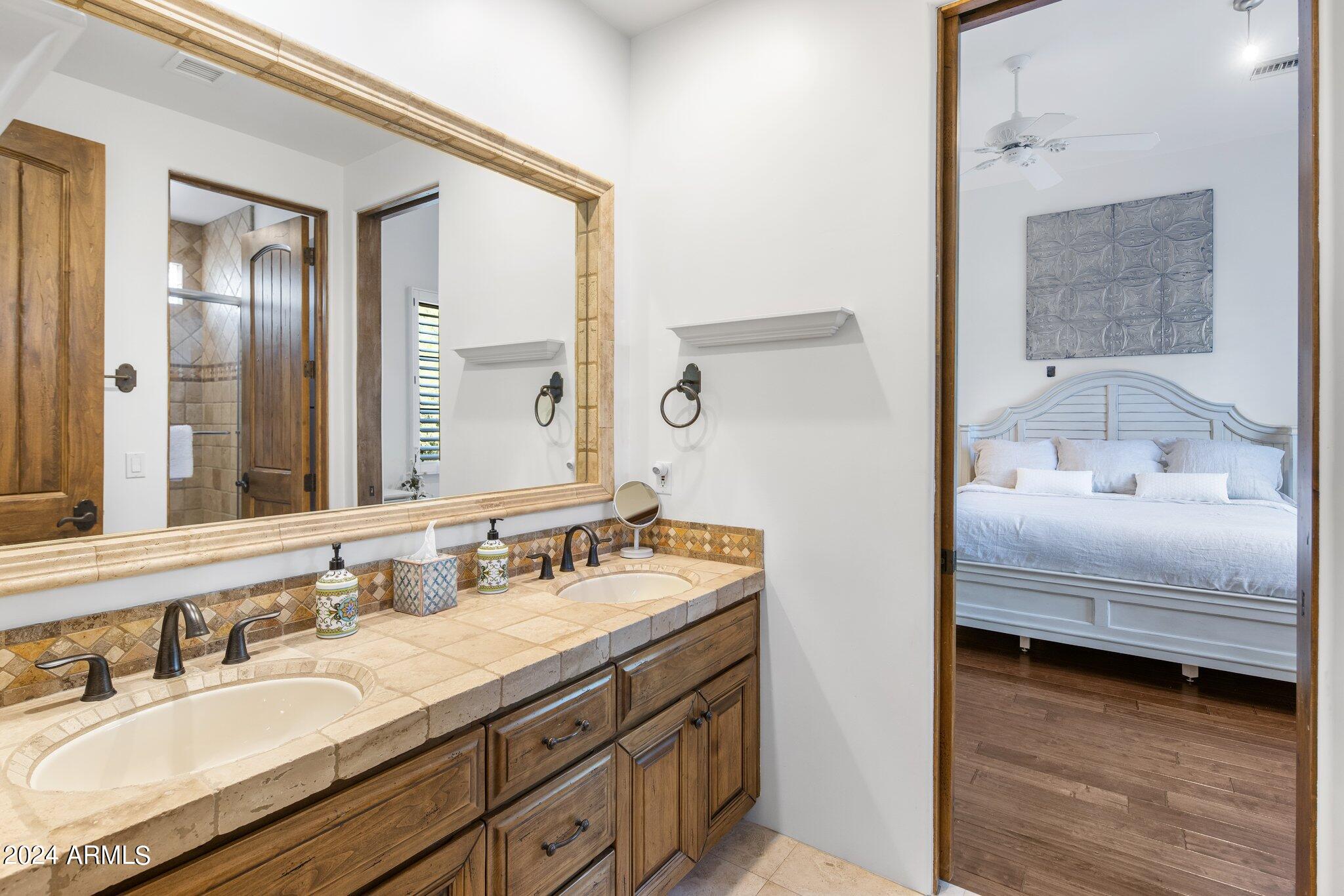 9290 E THOMPSON PEAK Parkway # 469