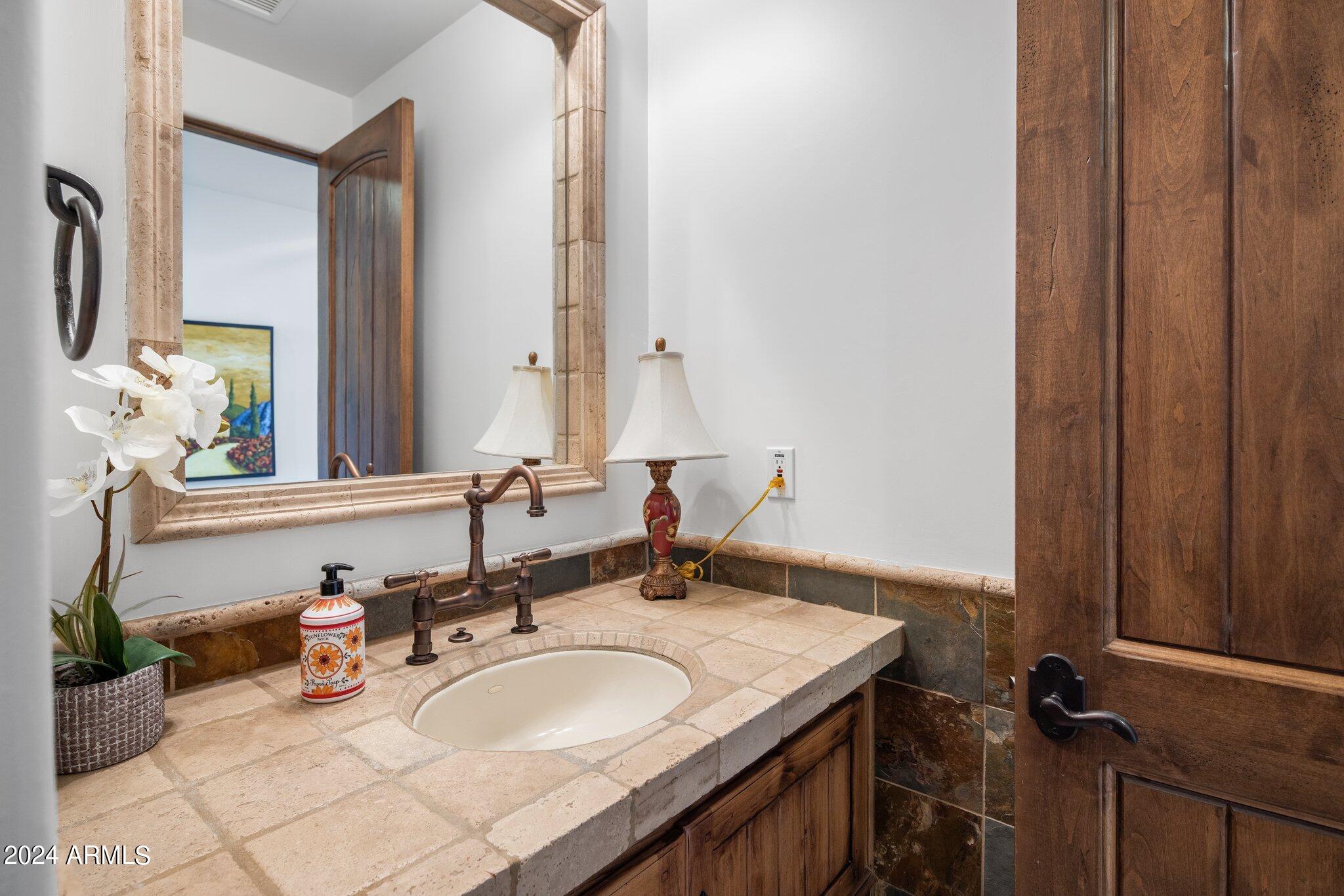 9290 E THOMPSON PEAK Parkway # 469