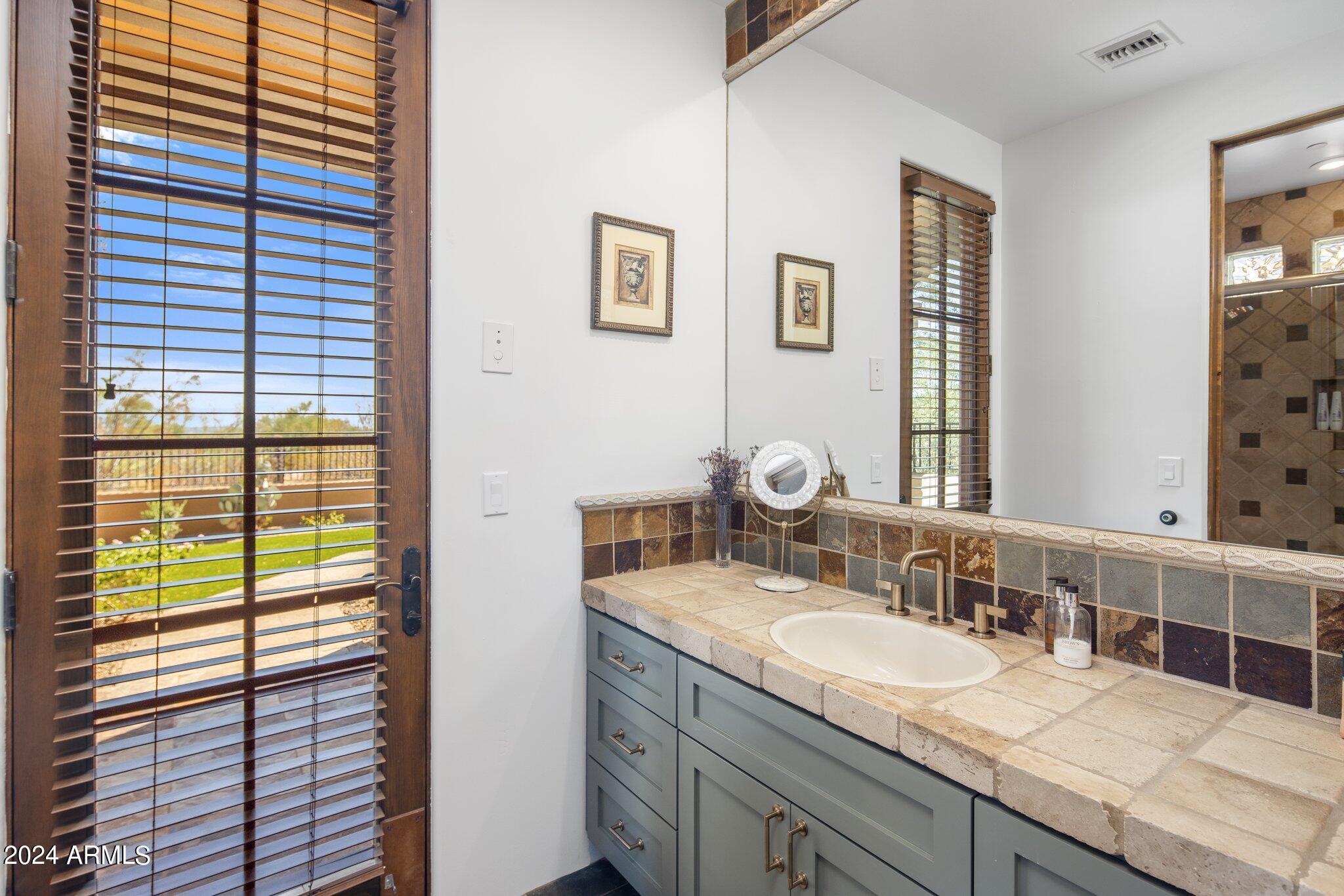 9290 E THOMPSON PEAK Parkway # 469
