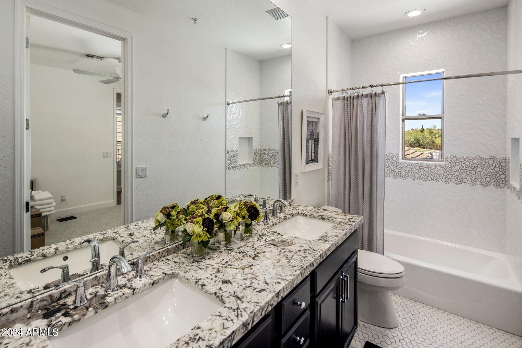 20802 N Grayhawk Drive # 1162