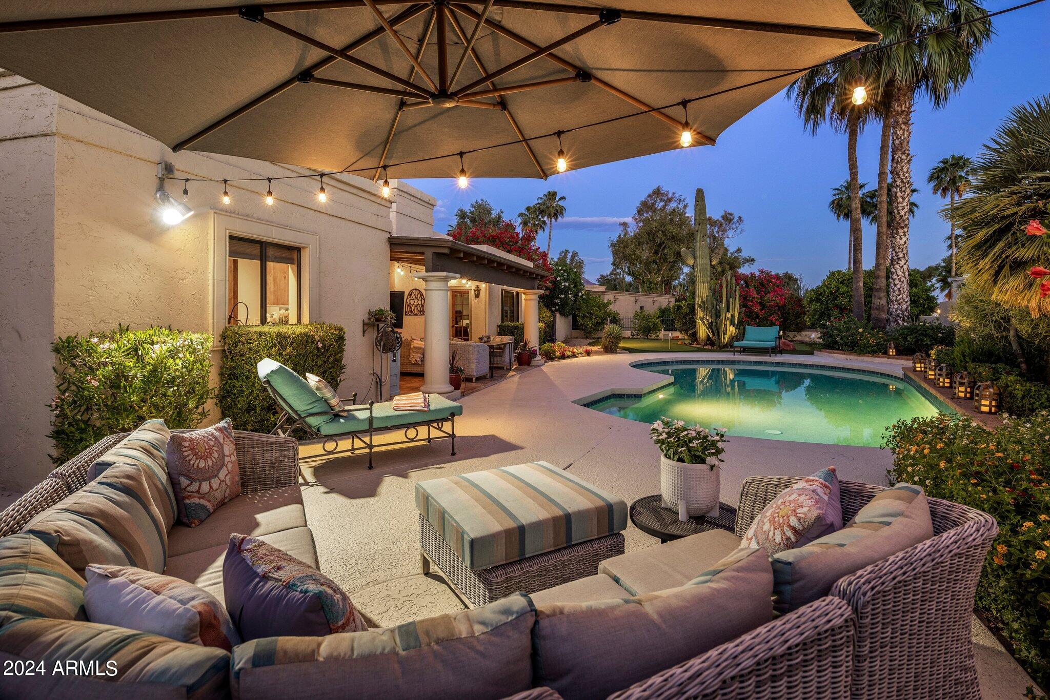 8311 E Vista De Valle --