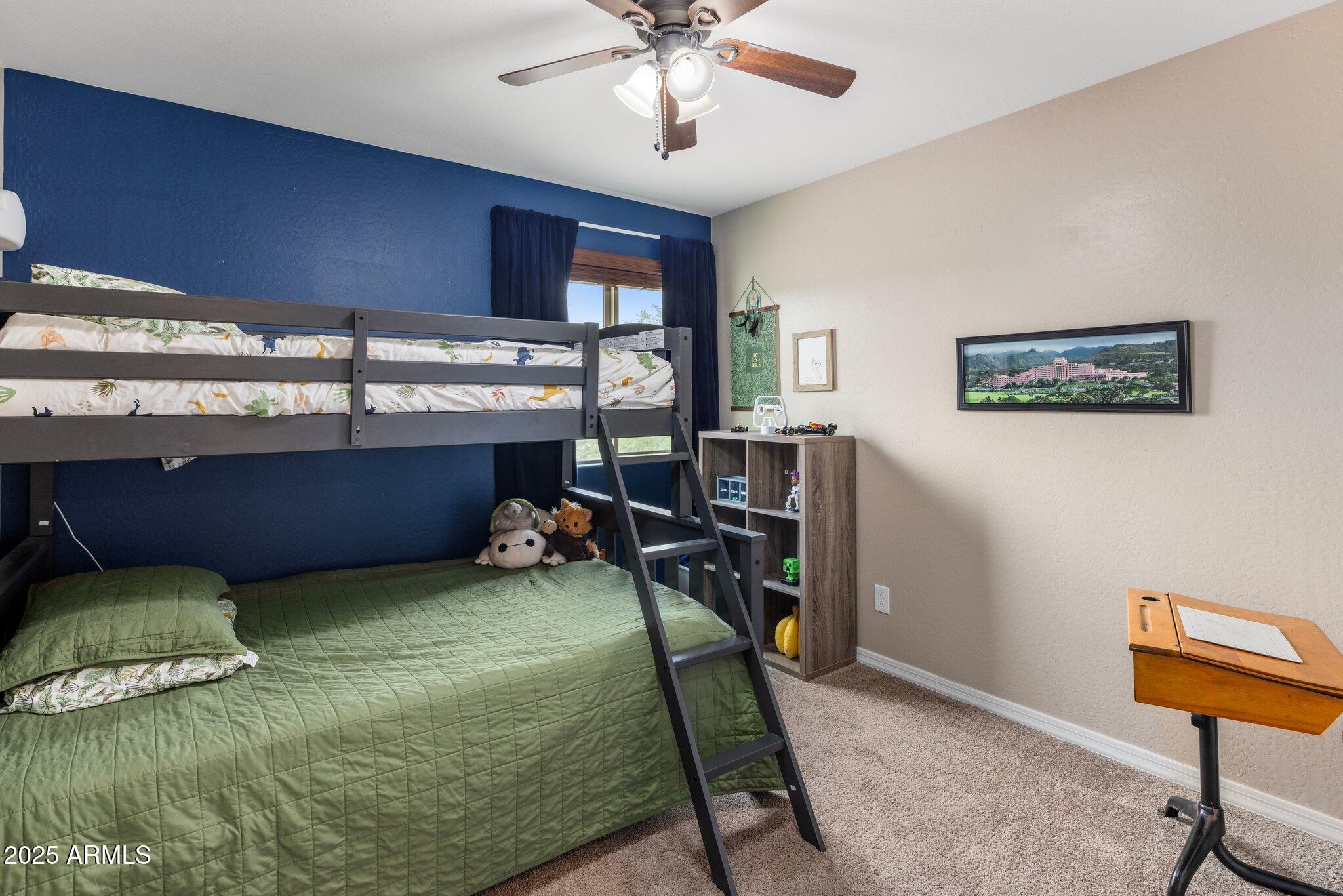2614 W GRAY WOLF Trail