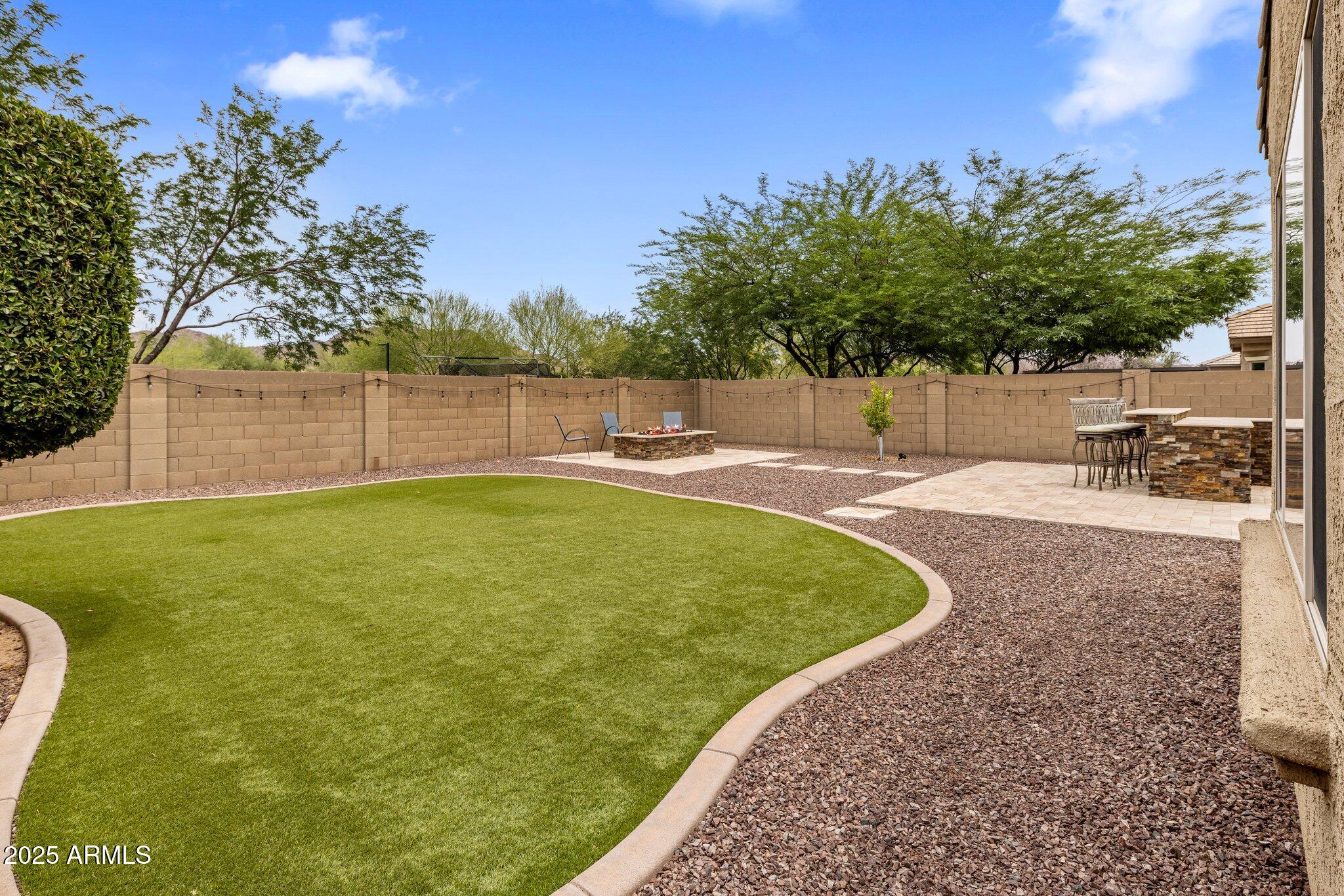 2614 W GRAY WOLF Trail
