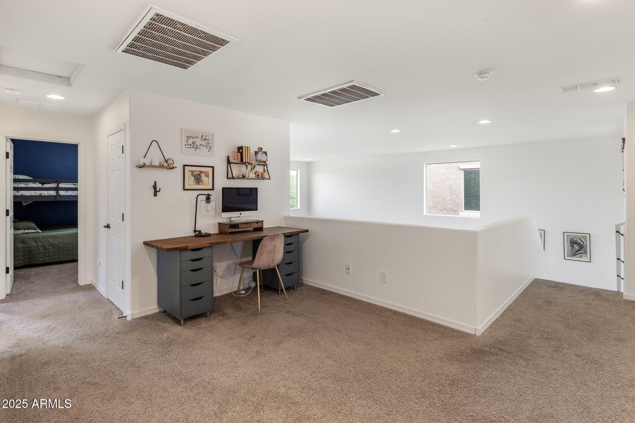 2614 W GRAY WOLF Trail