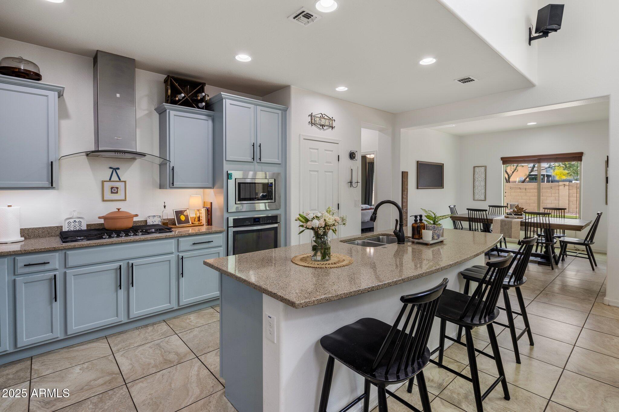 2614 W GRAY WOLF Trail