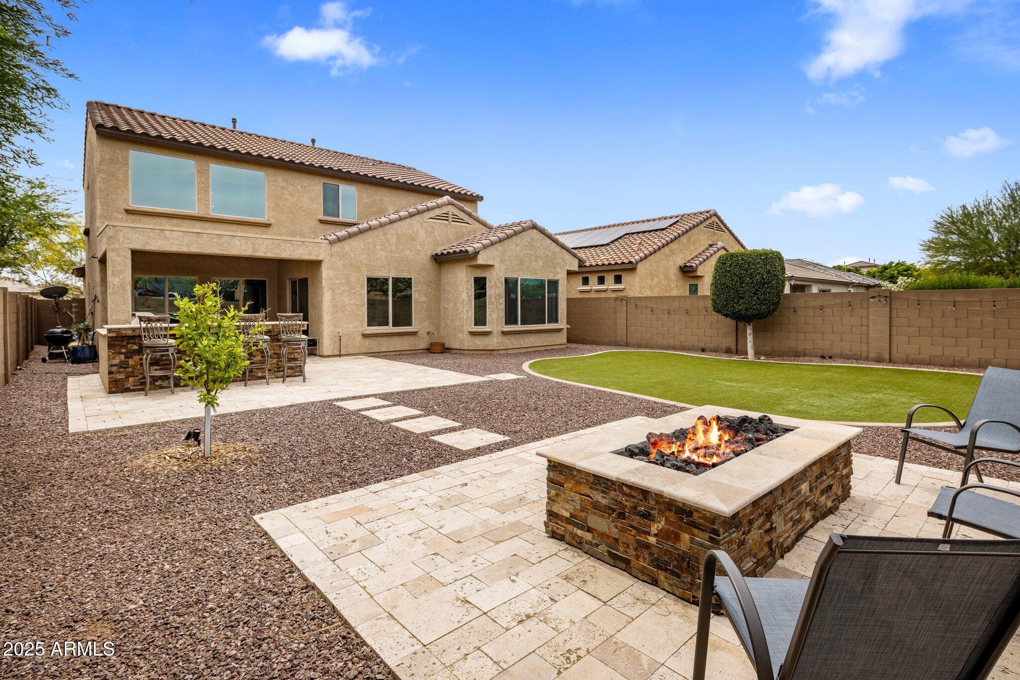 2614 W GRAY WOLF Trail