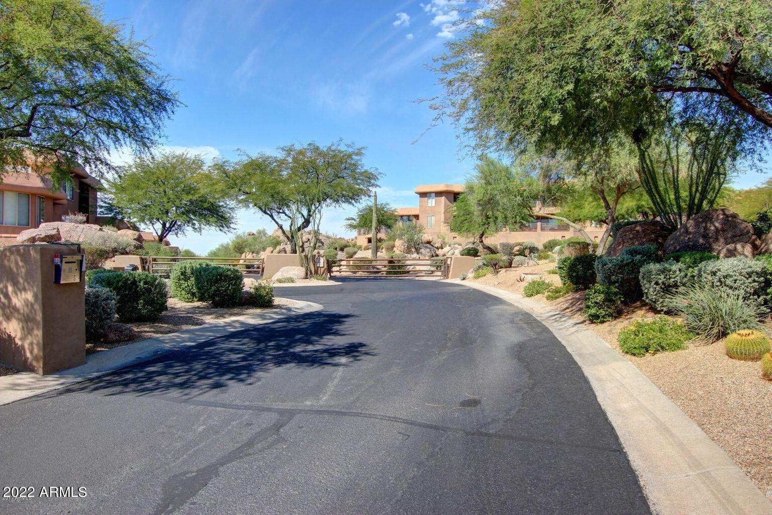 10222 E SOUTHWIND Lane, 1009