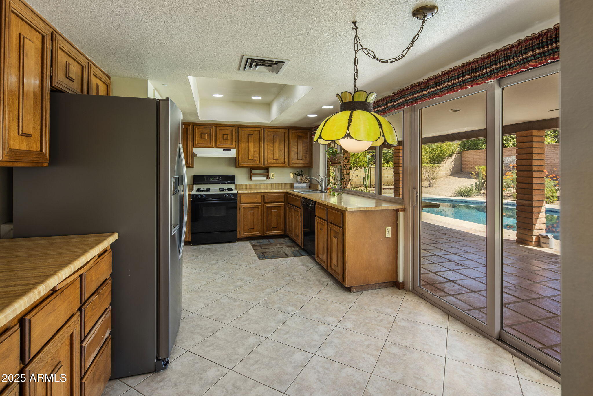 2901 E LAS ROCAS Drive