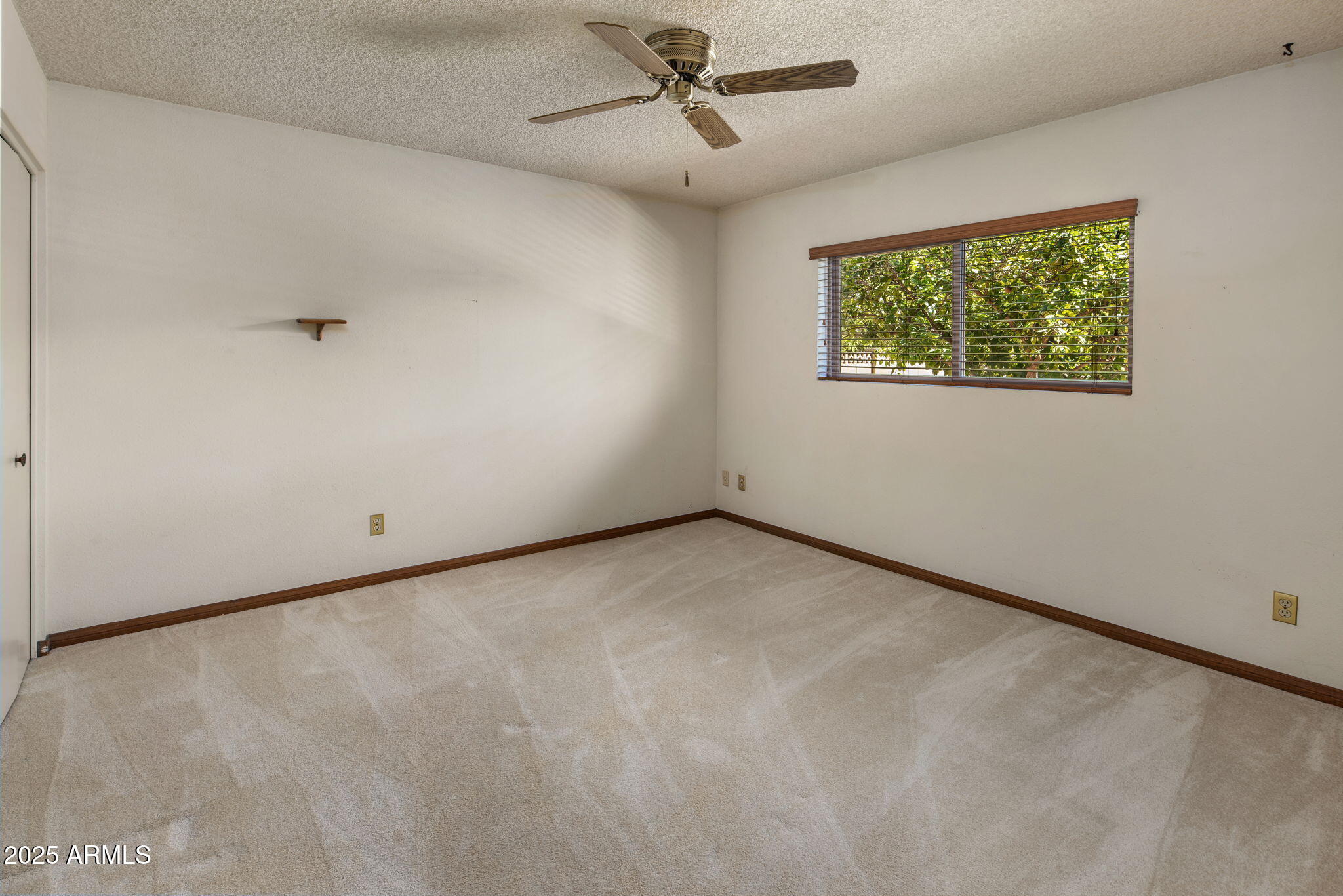 2901 E LAS ROCAS Drive