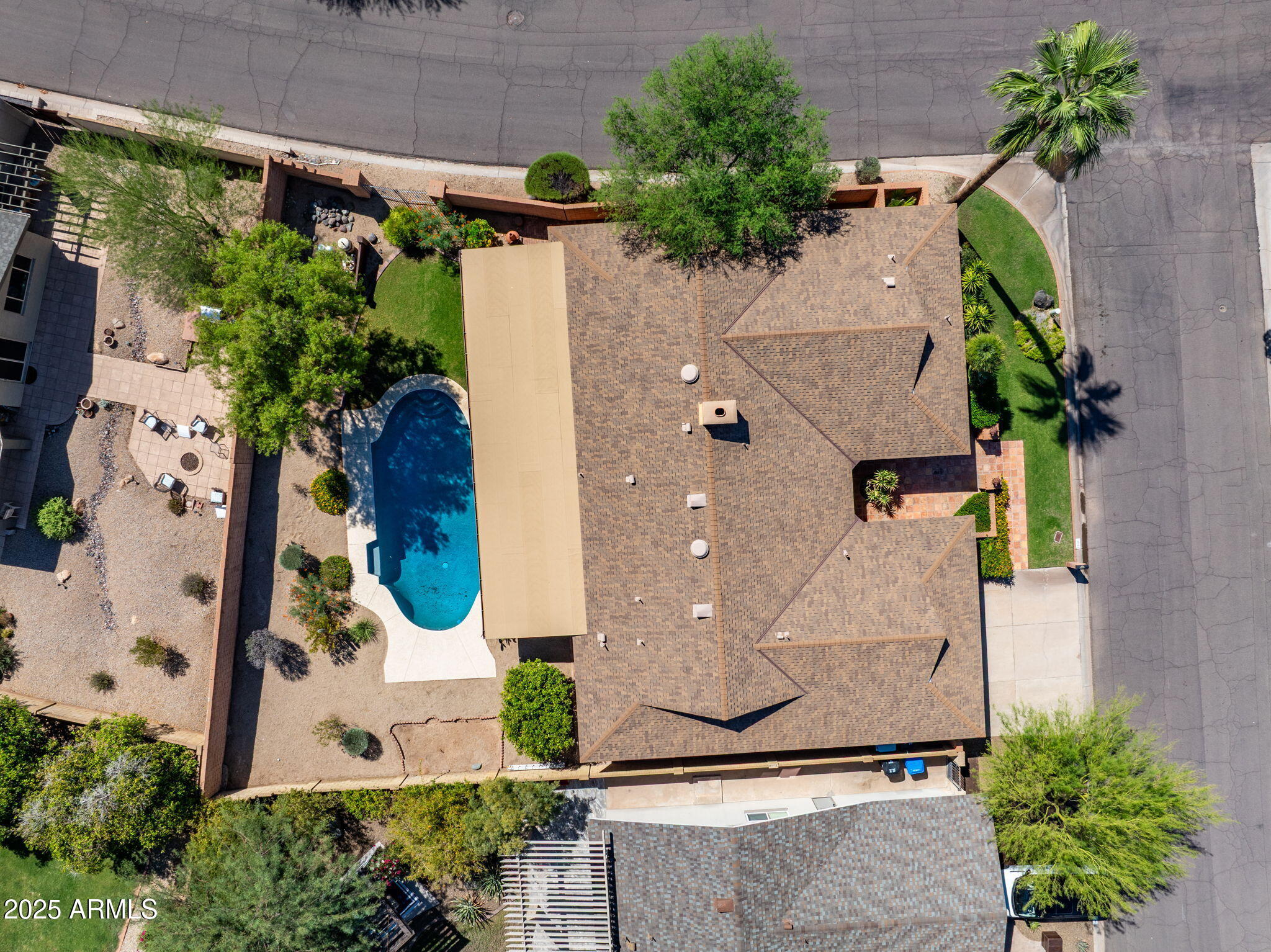 2901 E LAS ROCAS Drive