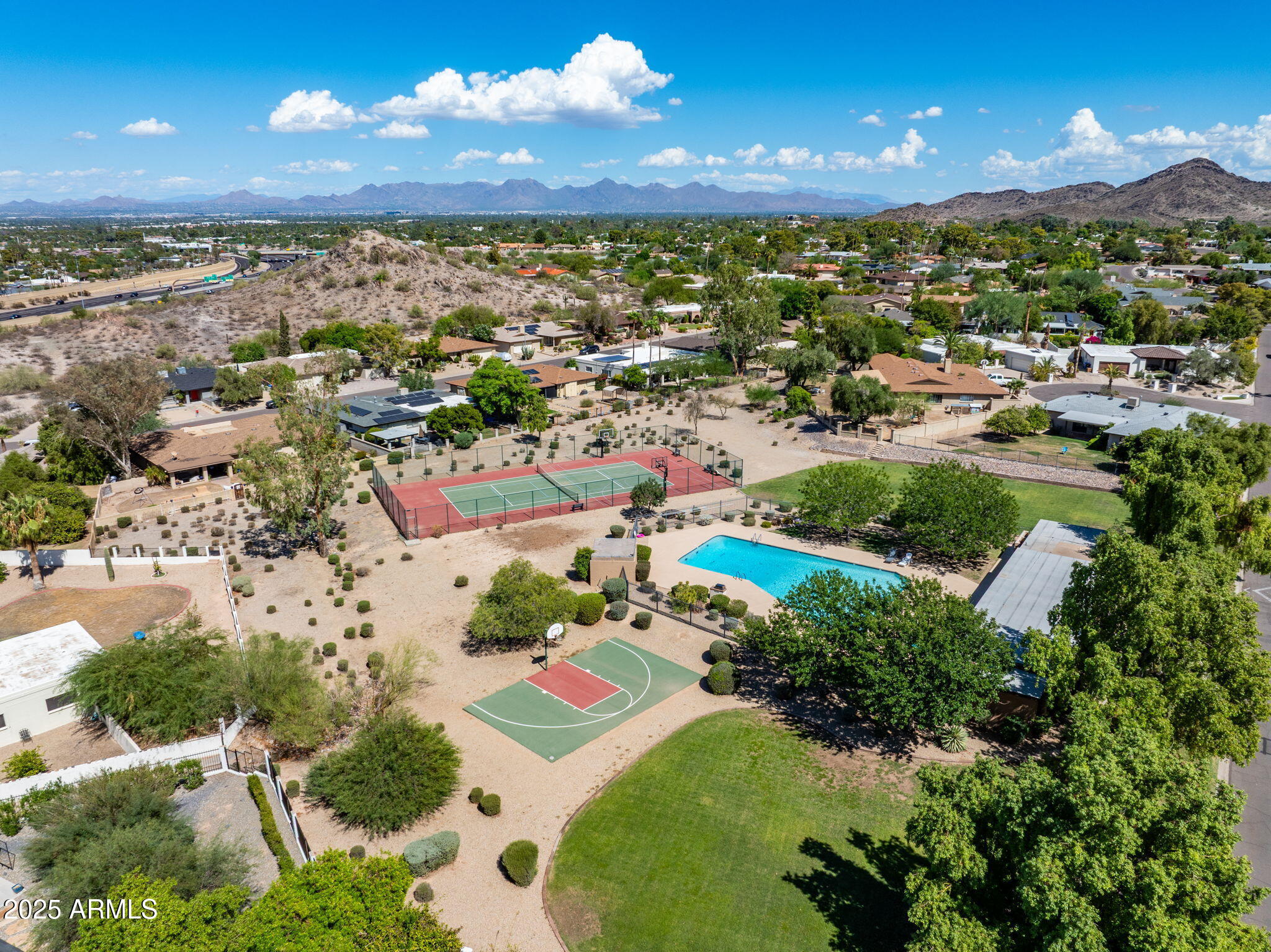 2901 E LAS ROCAS Drive