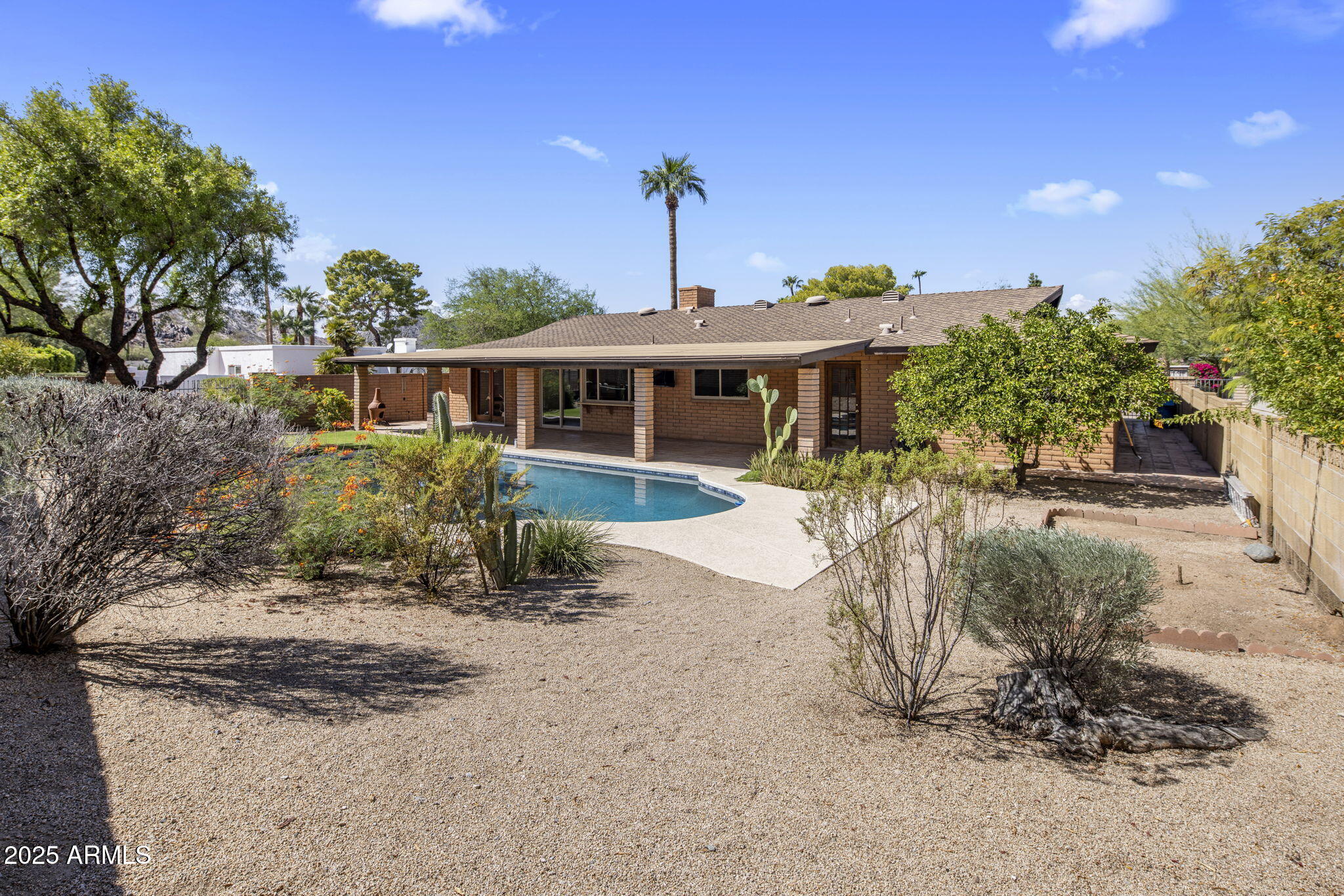 2901 E LAS ROCAS Drive