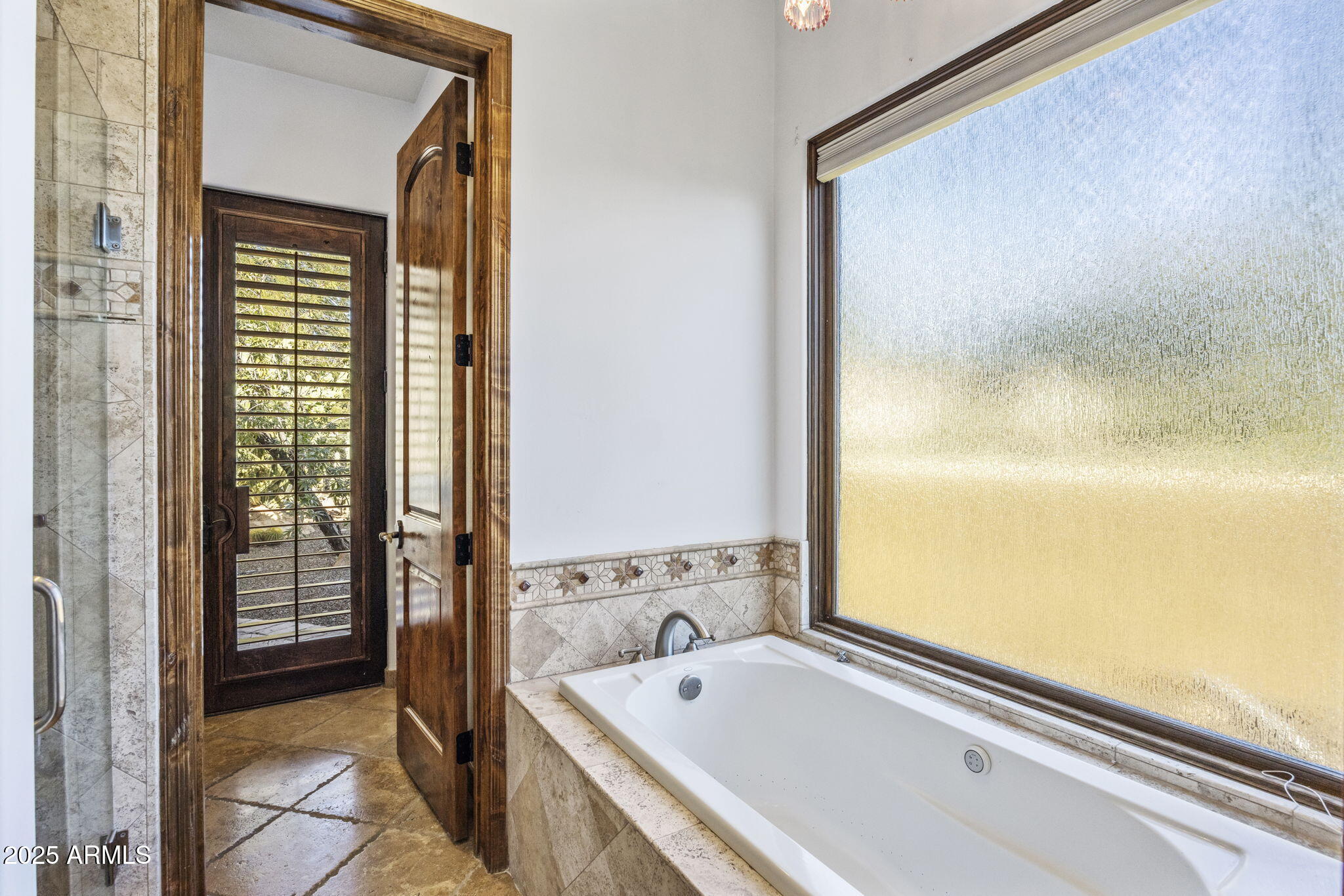 9222 E RIMROCK Drive