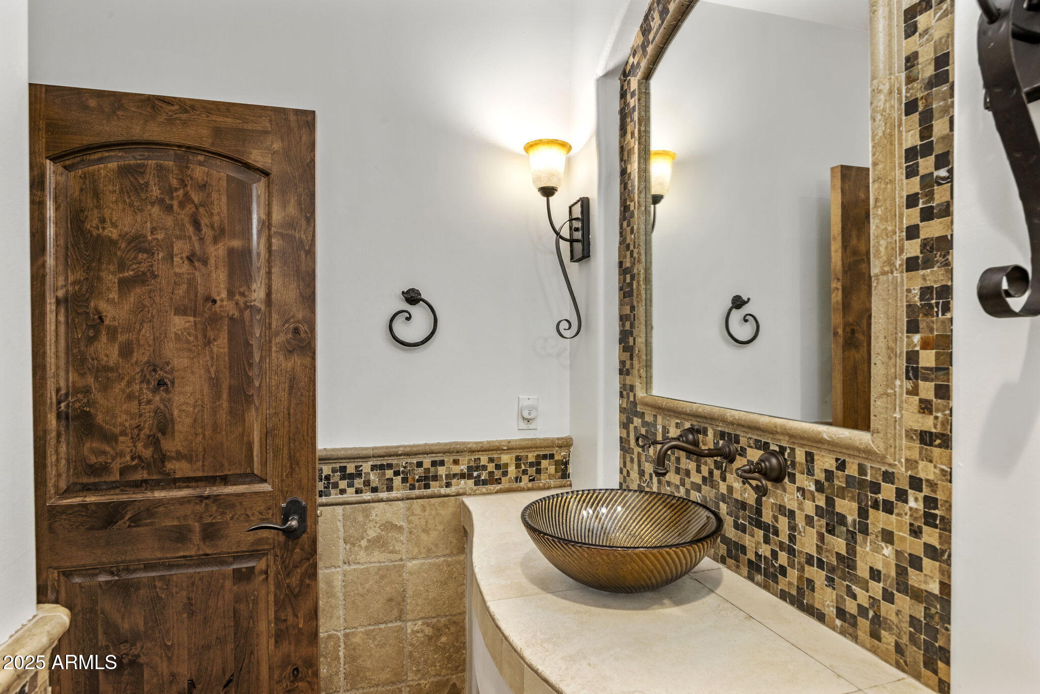 9222 E RIMROCK Drive