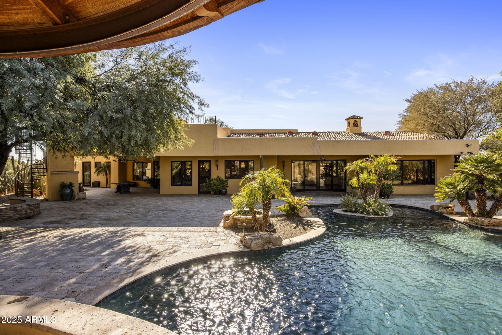 9222 E RIMROCK Drive