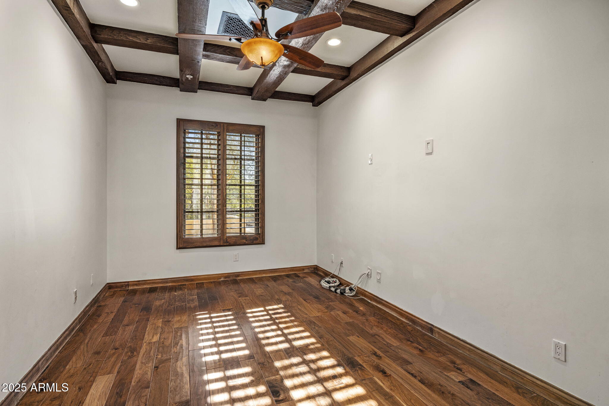 9222 E RIMROCK Drive