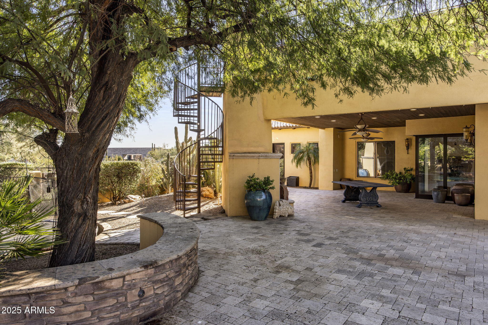 9222 E RIMROCK Drive