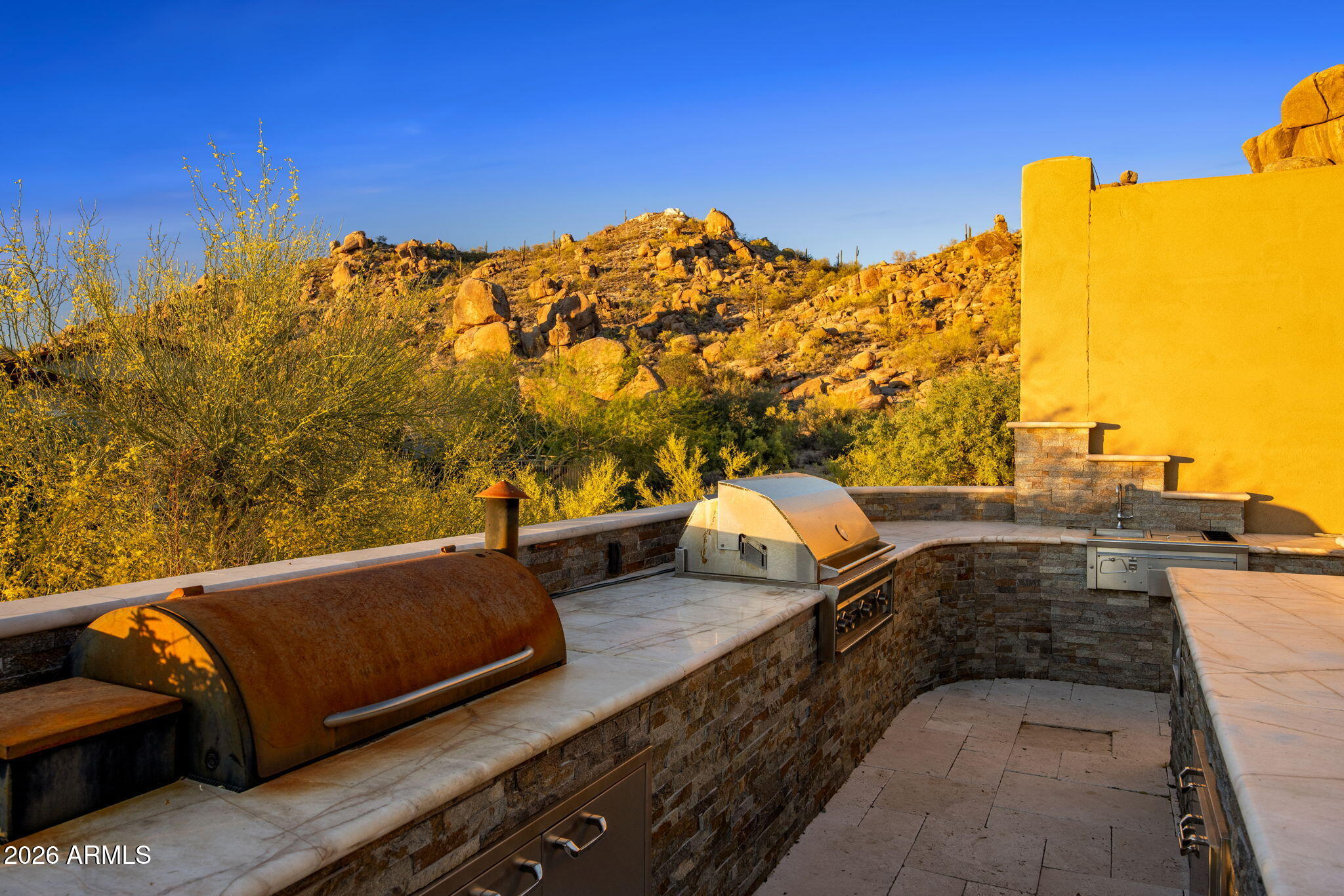 7592 E Camino Salida Del Sol