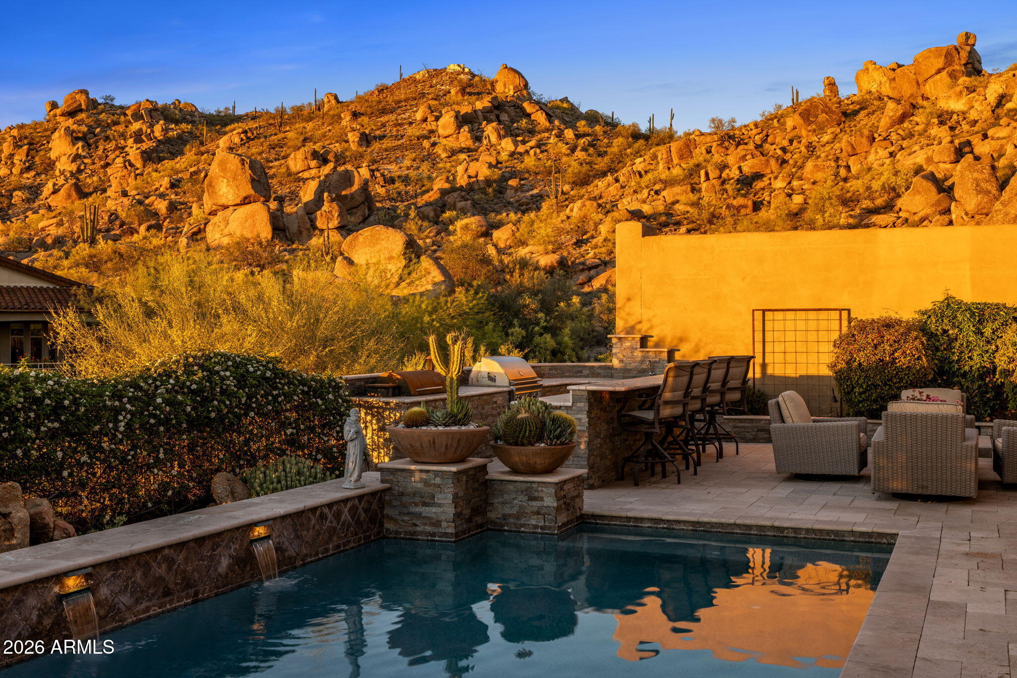 7592 E Camino Salida Del Sol