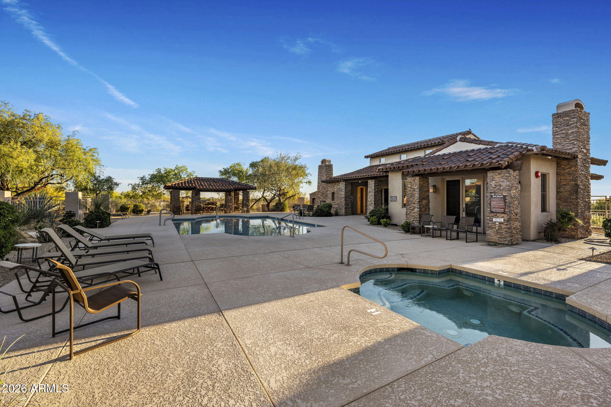 7592 E Camino Salida Del Sol