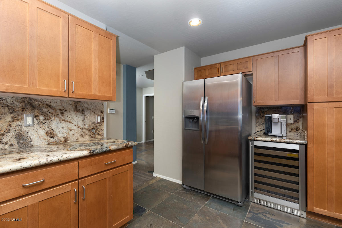 19700 N 76th Street 2130