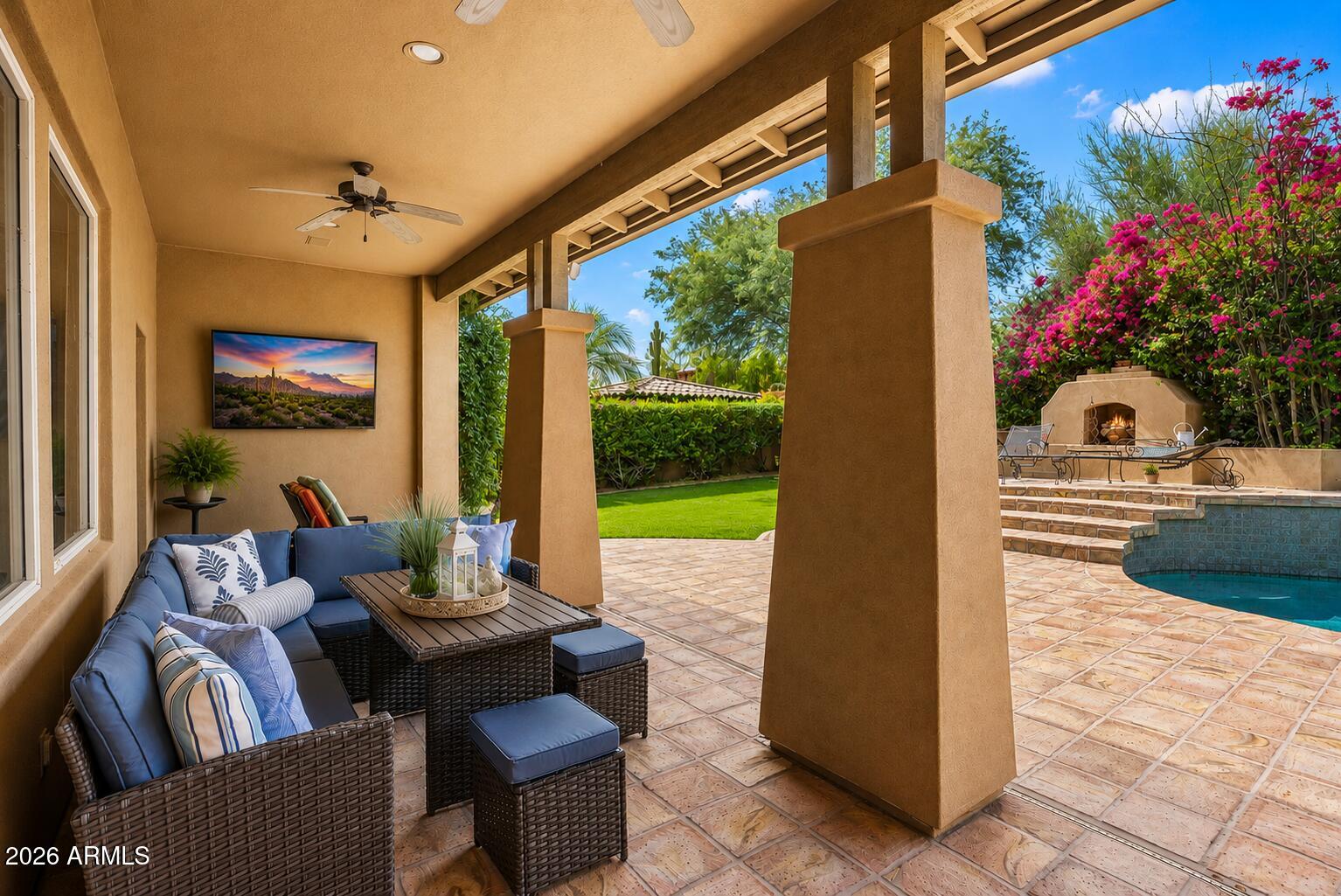 9572 E Mountain Spring Road