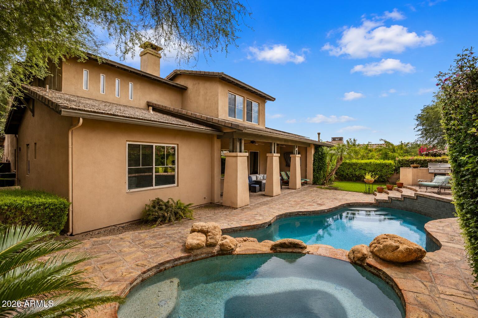 9572 E Mountain Spring Road